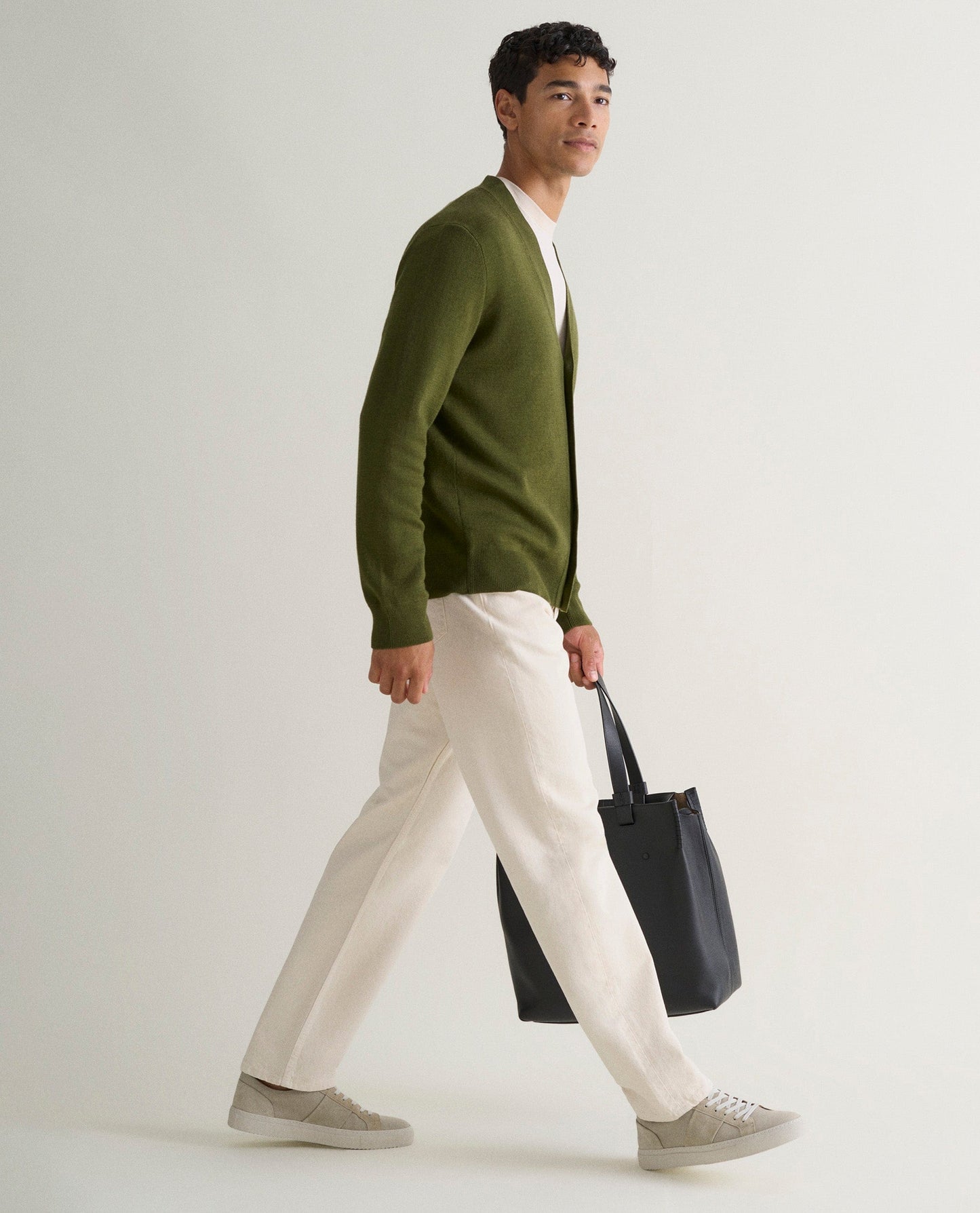 Men's Merino V Neck Cardigan - Olive