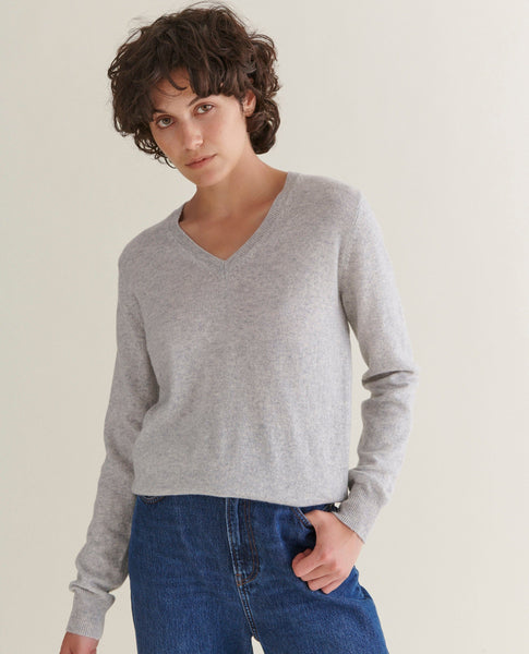 Grey v neck cashmere jumper best sale