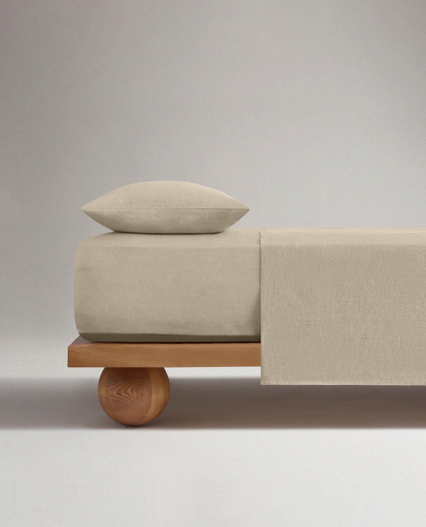 Relaxed & Refined Linen Fitted Sheet - Natural