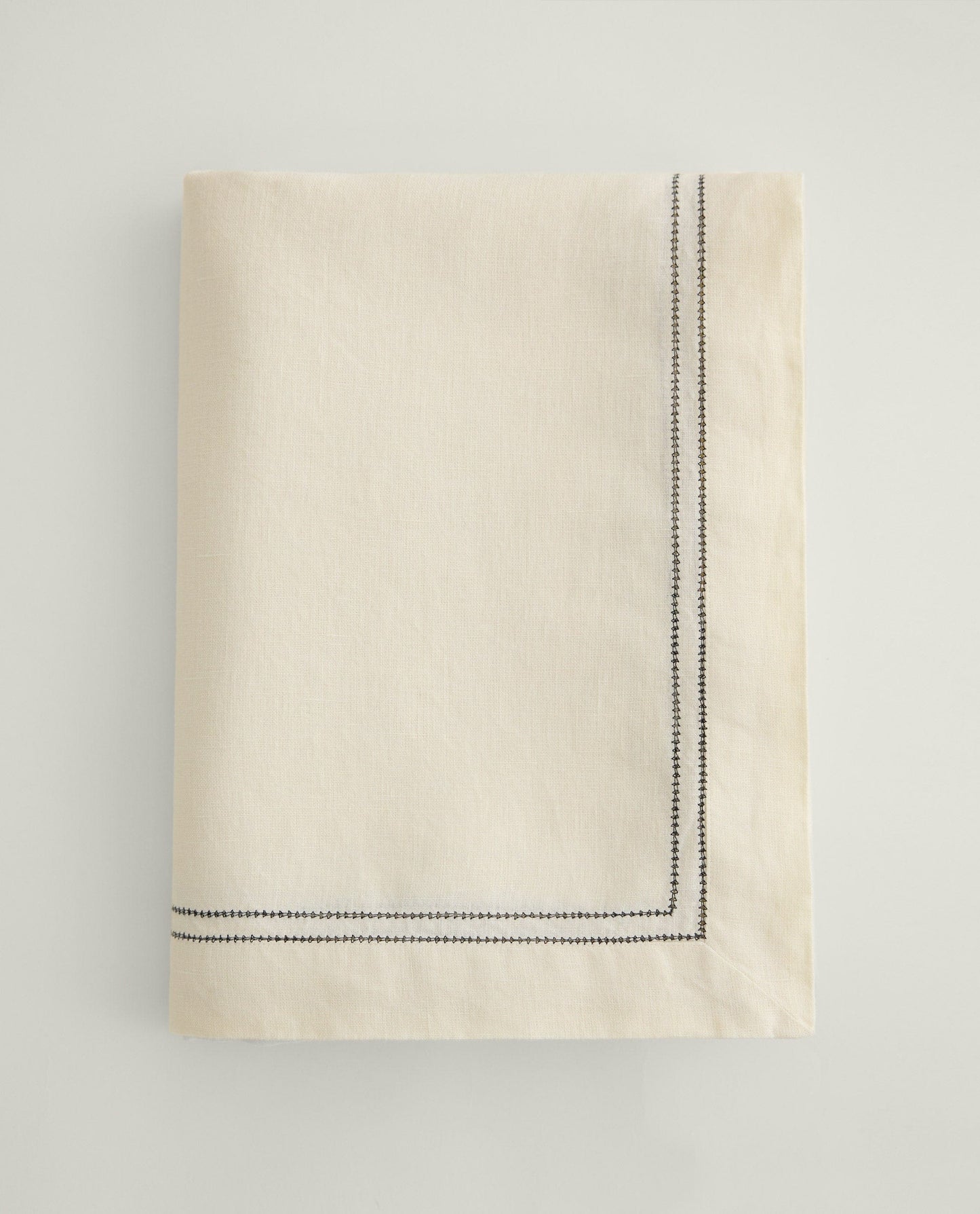 Linen Picotting Table Cloth - Alabaster