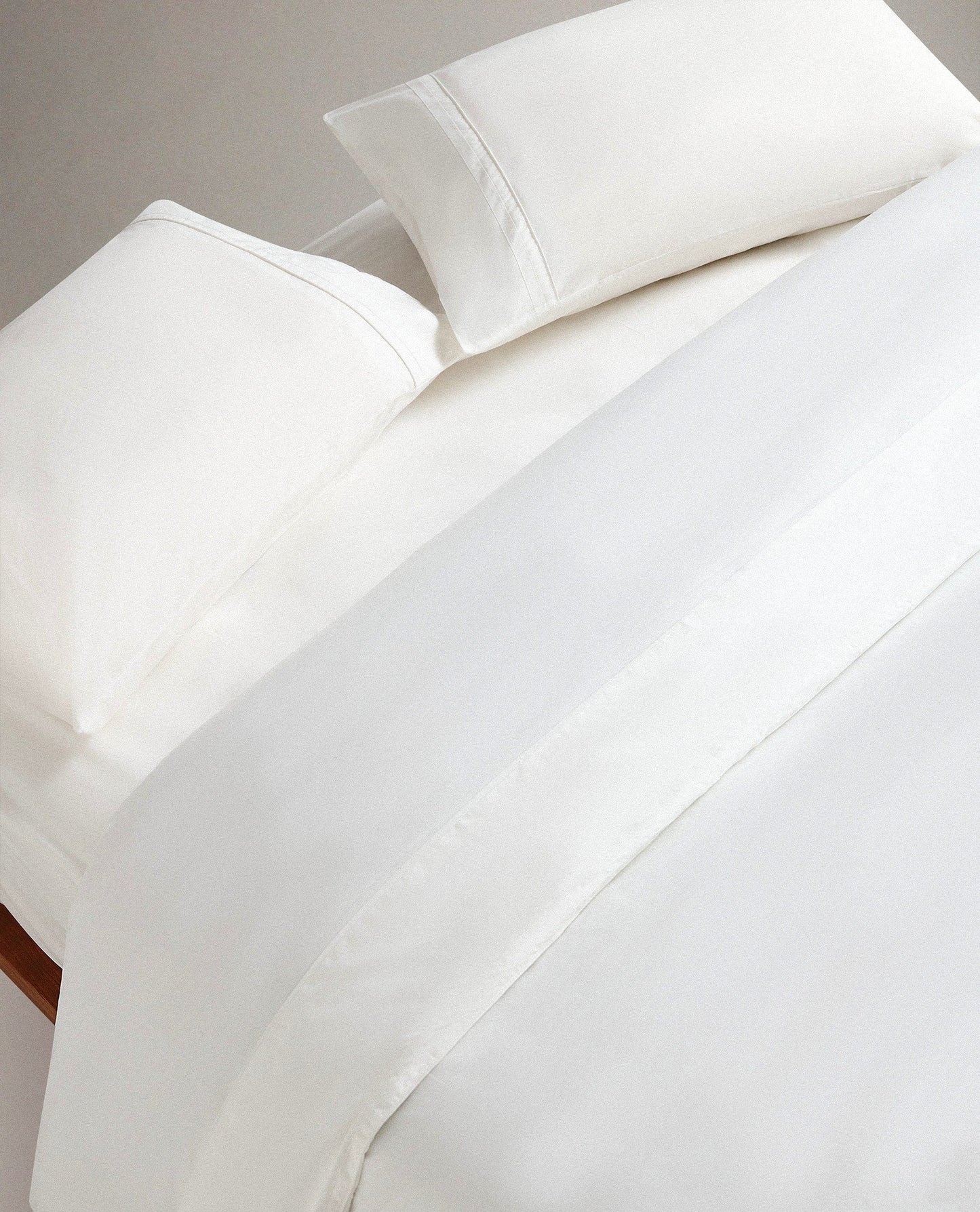 Crisp & Cool Organic Cotton Duvet Set - Tailored Border
