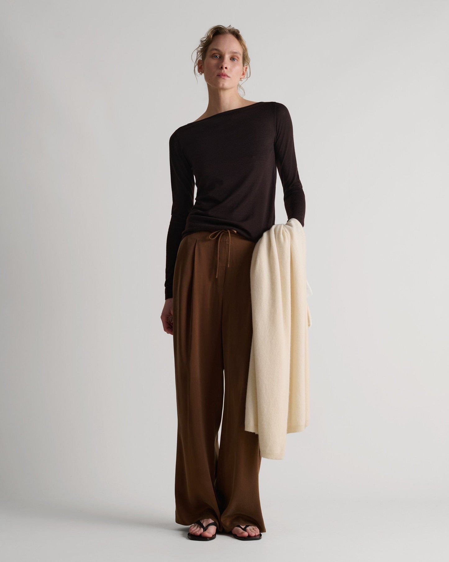 Easy-Silk Pleat Trouser - Toffee