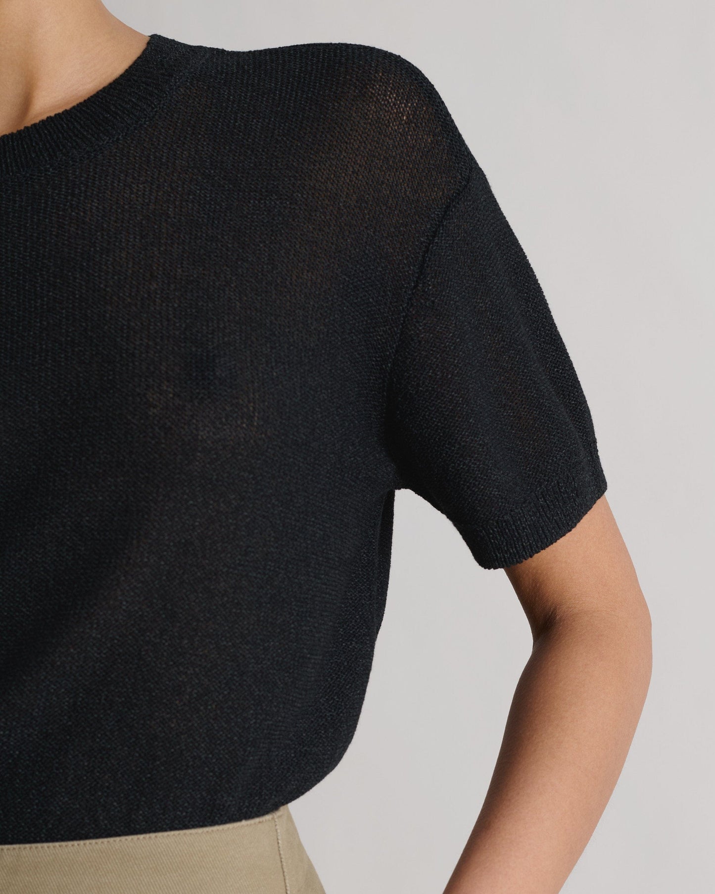 Women's Japanese Paper Yarn T-shirt - Black
