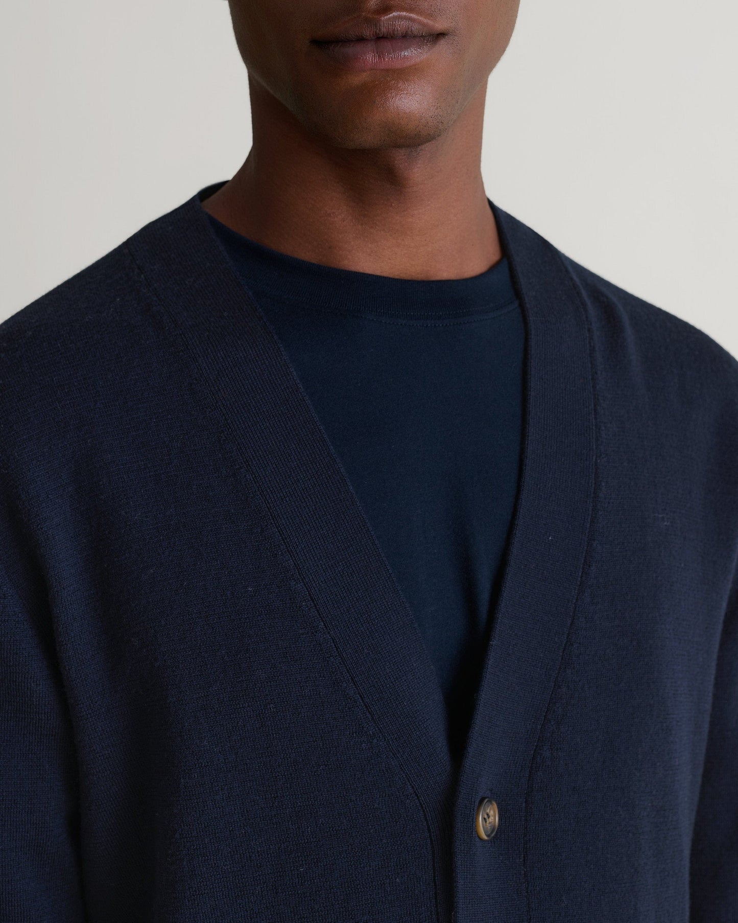 Men's Merino V Neck Cardigan - Navy