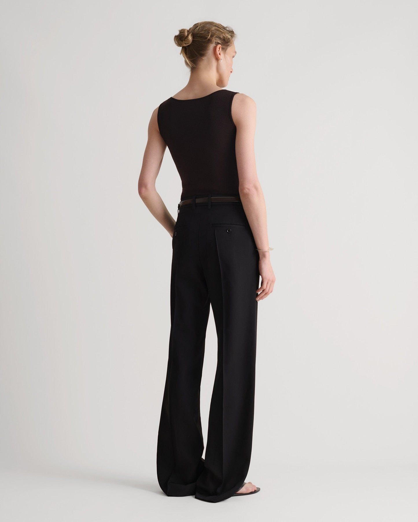 Women's Merino Wool Straight Neck Vest - Umber