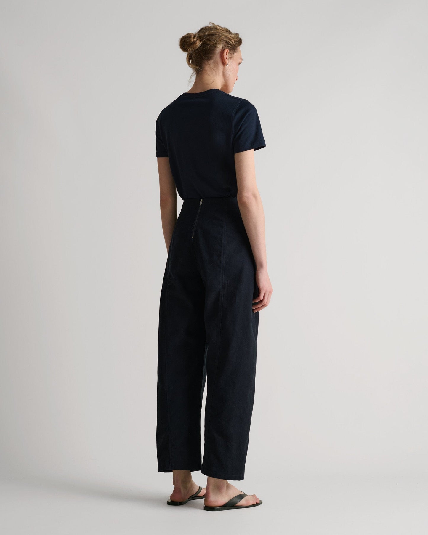 Women's Organic Cotton Barrel Leg Jean - Ink