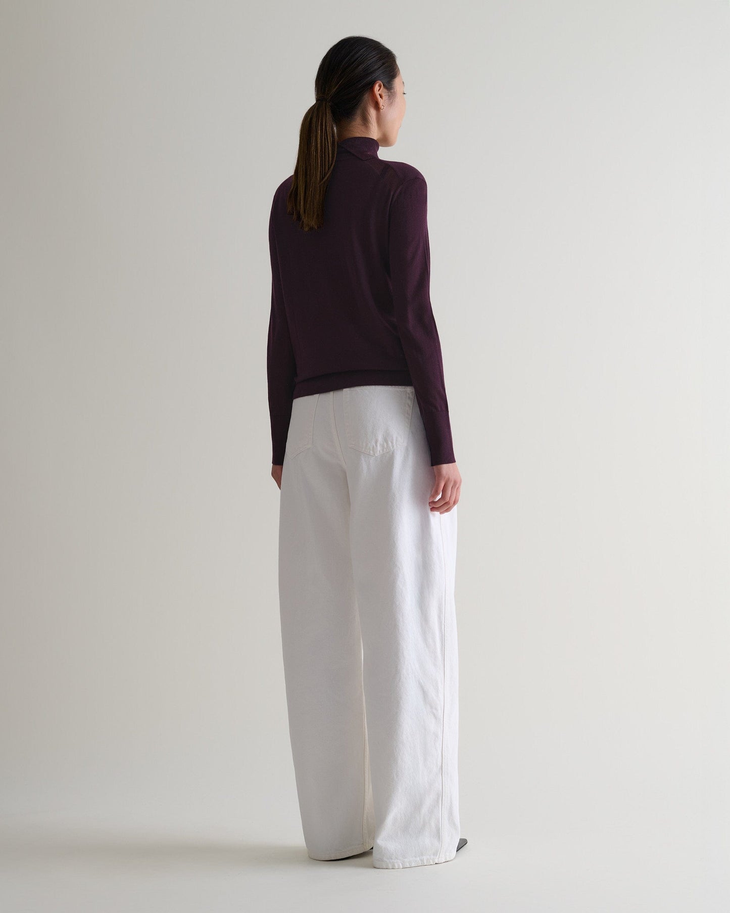 Women's Superfine Merino Roll Neck Jumper - Oxblood