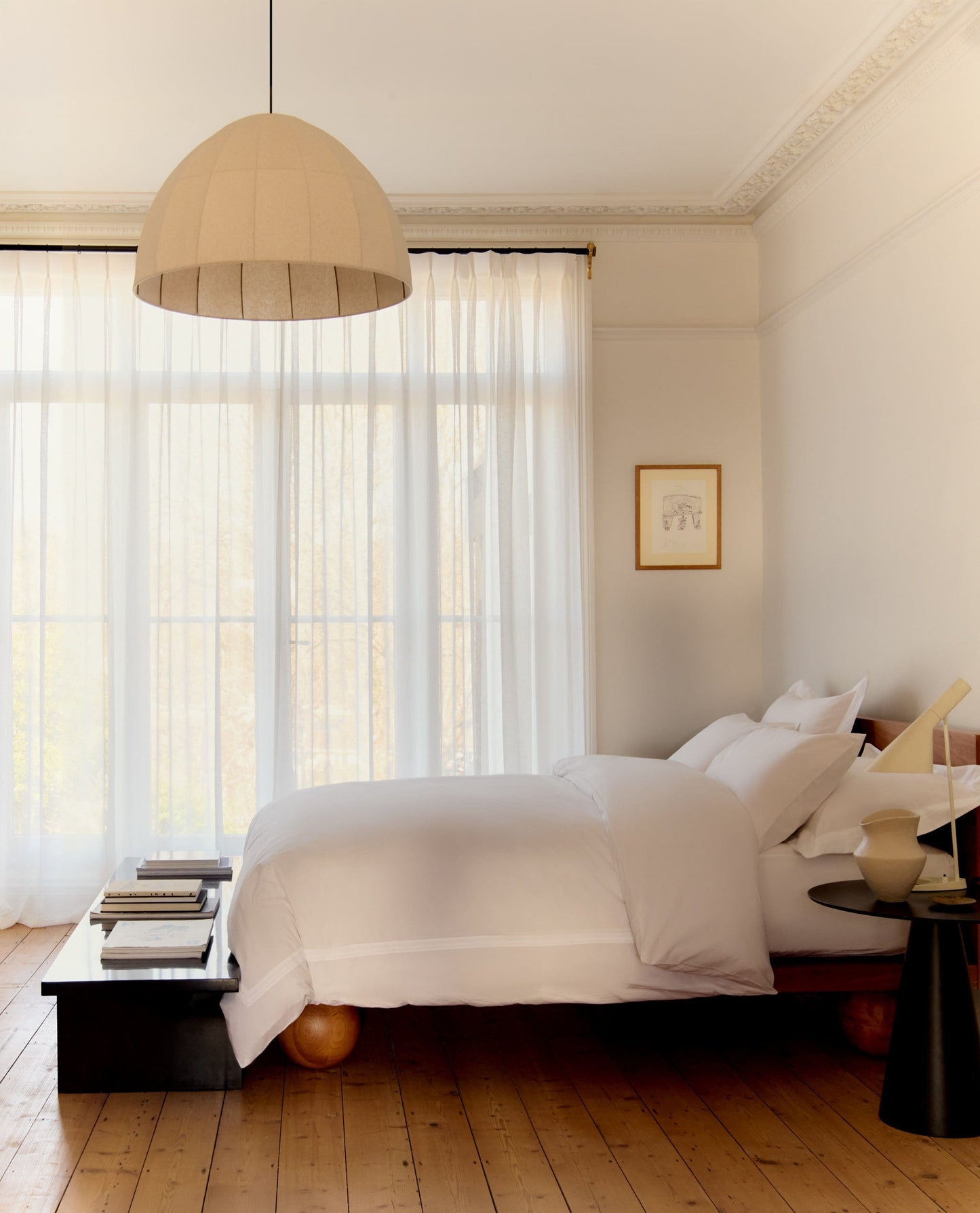 Image 5 of 5 showing Rise & Fall's Crisp & Cool organic percale cotton duvet set in white tailored border.