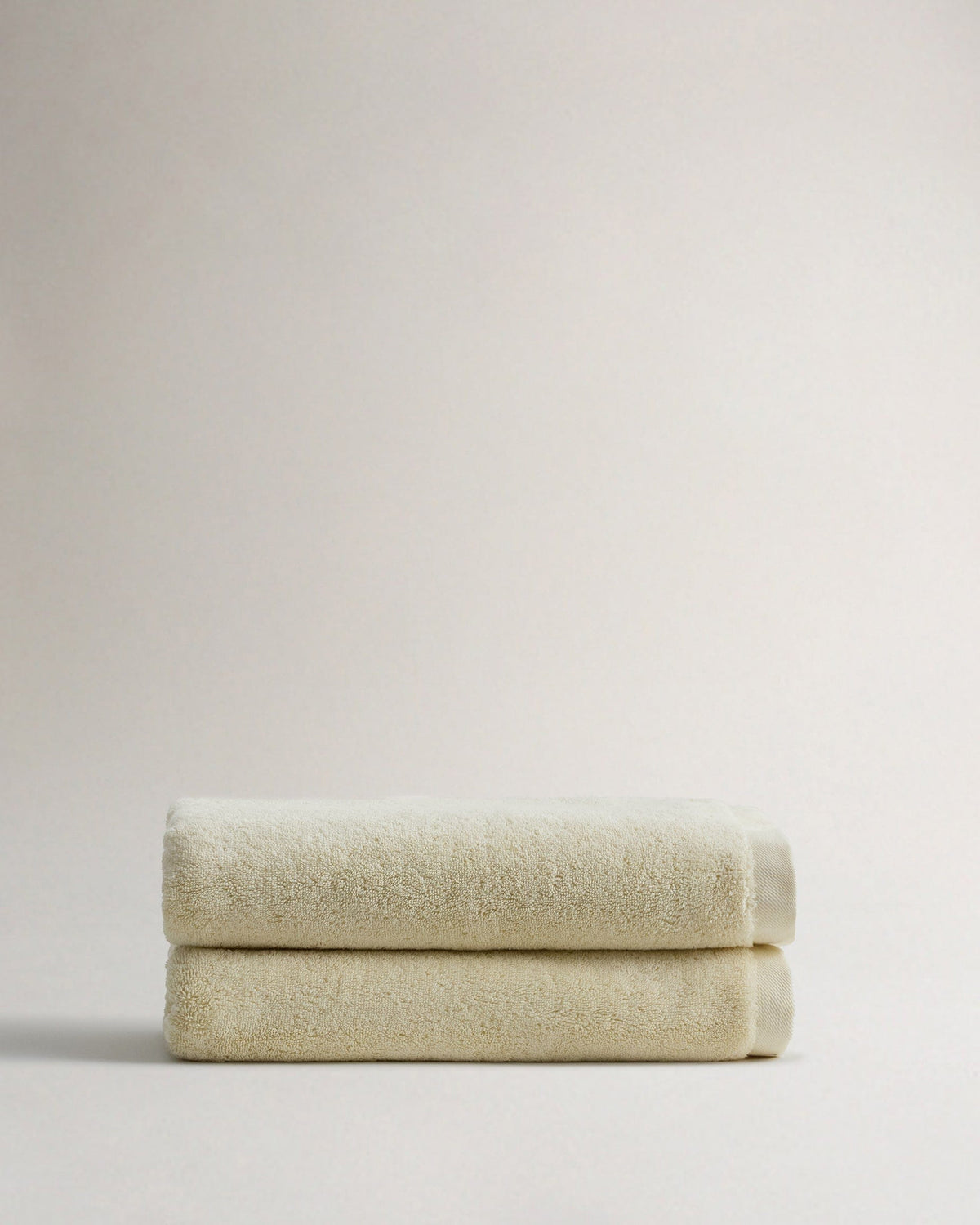 Rise & Falls buttermilk ultra-absorbant Turkish cotton bath towel