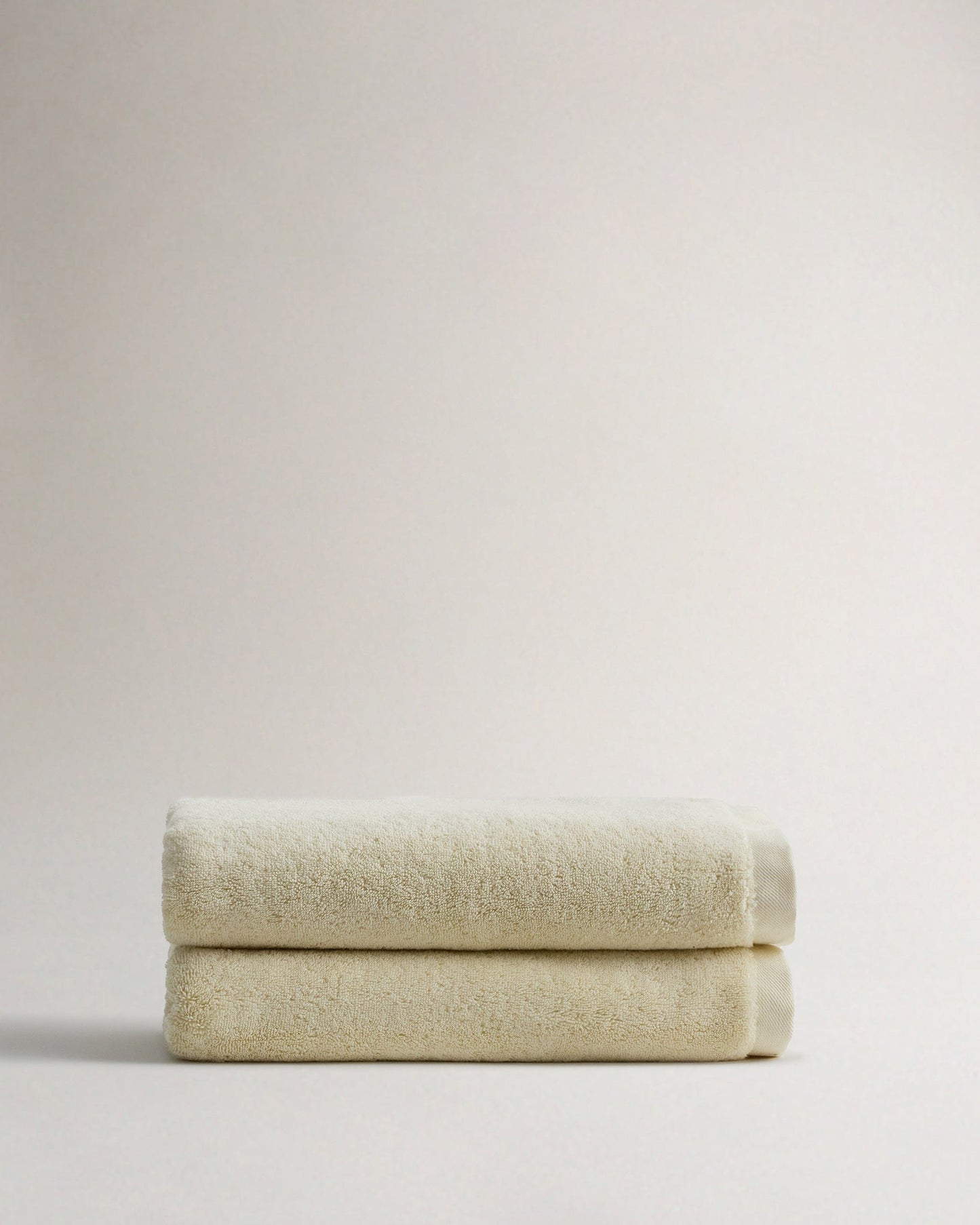 Rise & Falls buttermilk ultra-absorbant Turkish cotton bath towel