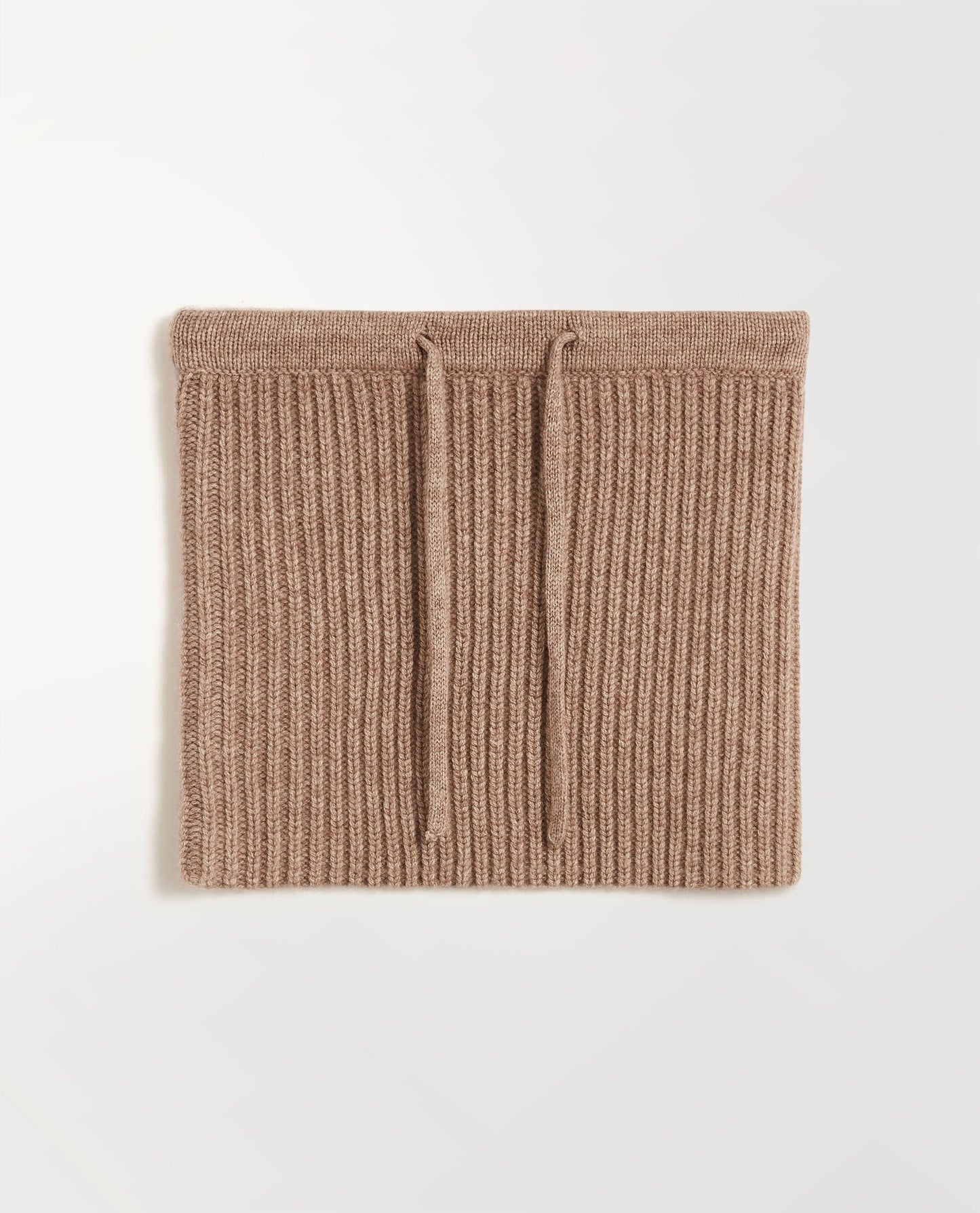 Close up of Rise & Fall's toast cashmere merino drawstring snood