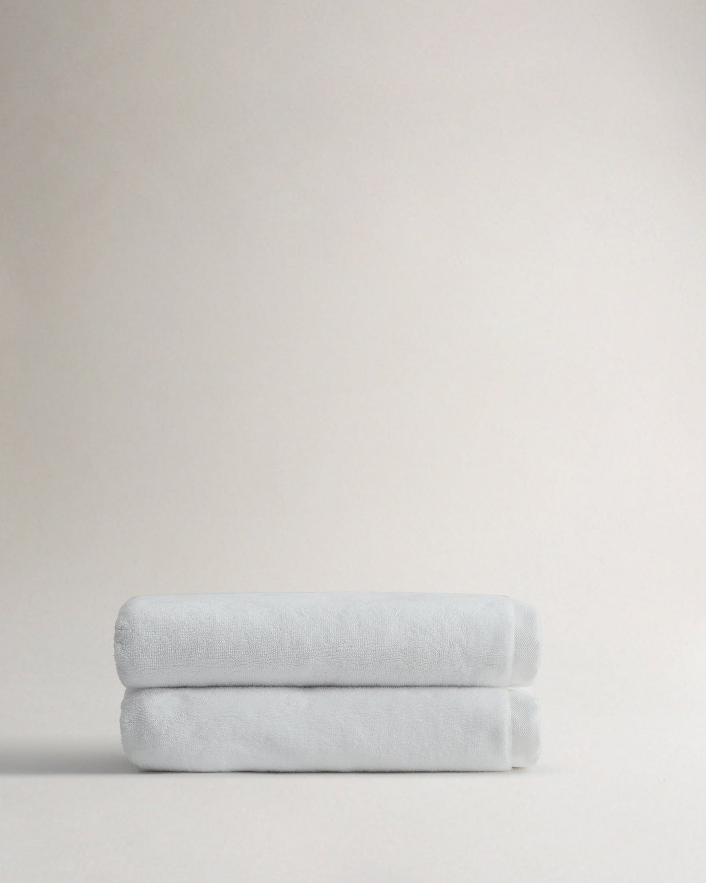 Rise & Fall's white ultra-absorbant Turkish cotton bath towel
