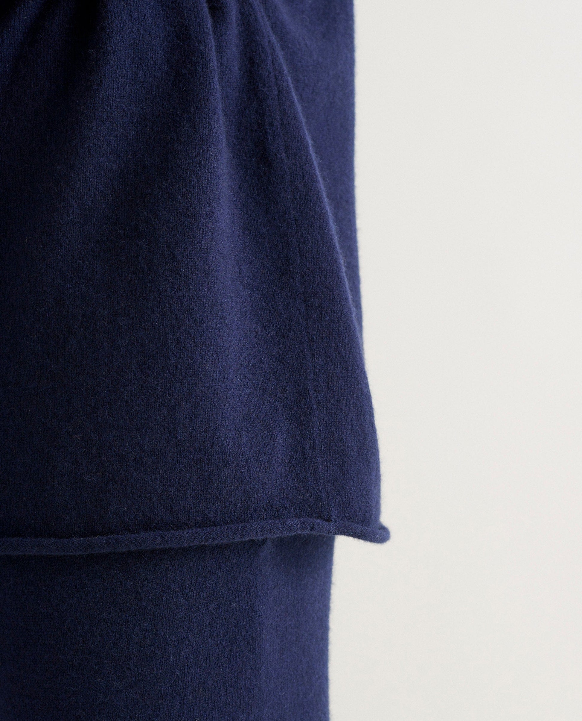 Men's Finest Cashmere Sweatshirt - Navy