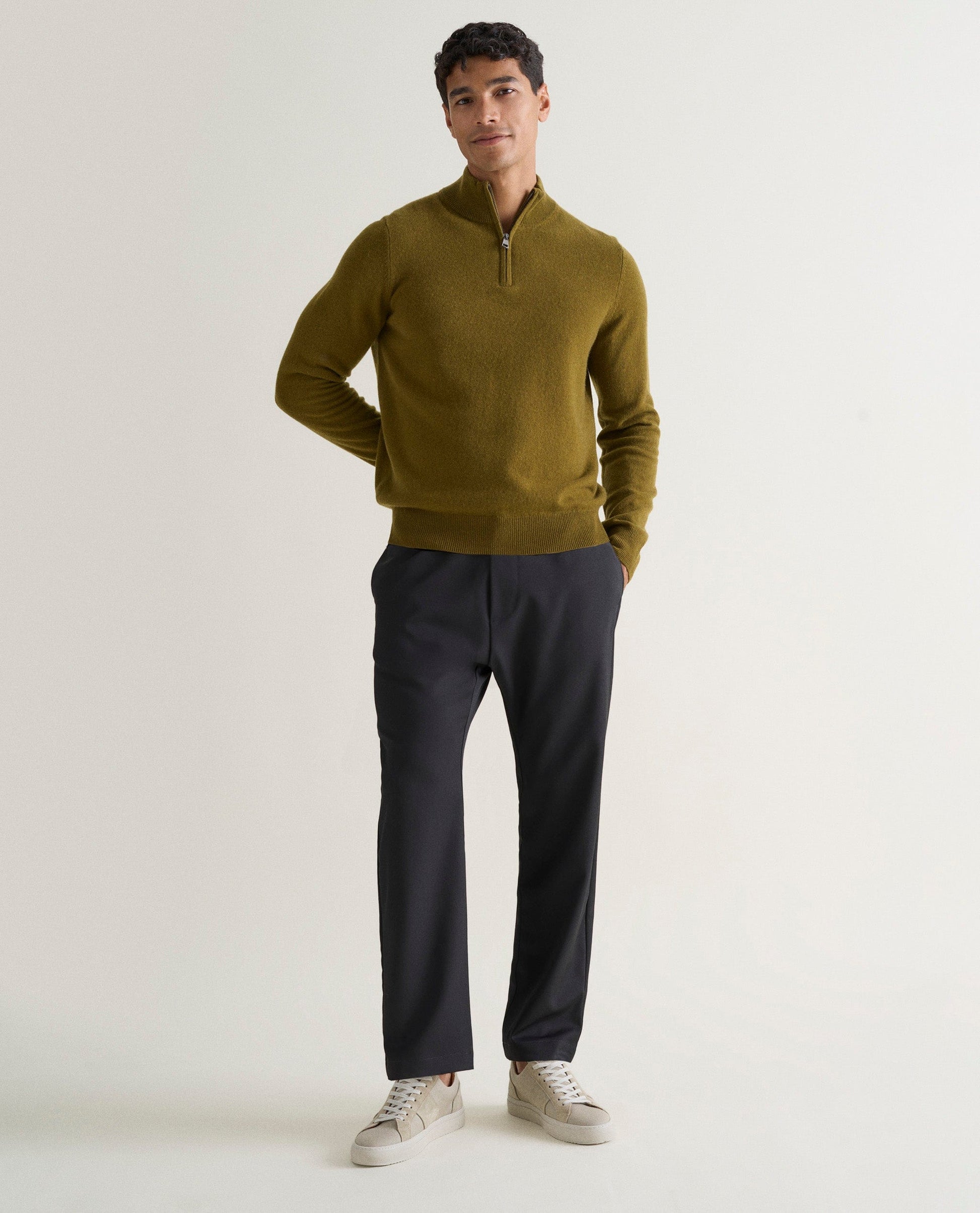 Men's Finest Cashmere 1/4 Zip Jumper - Olive