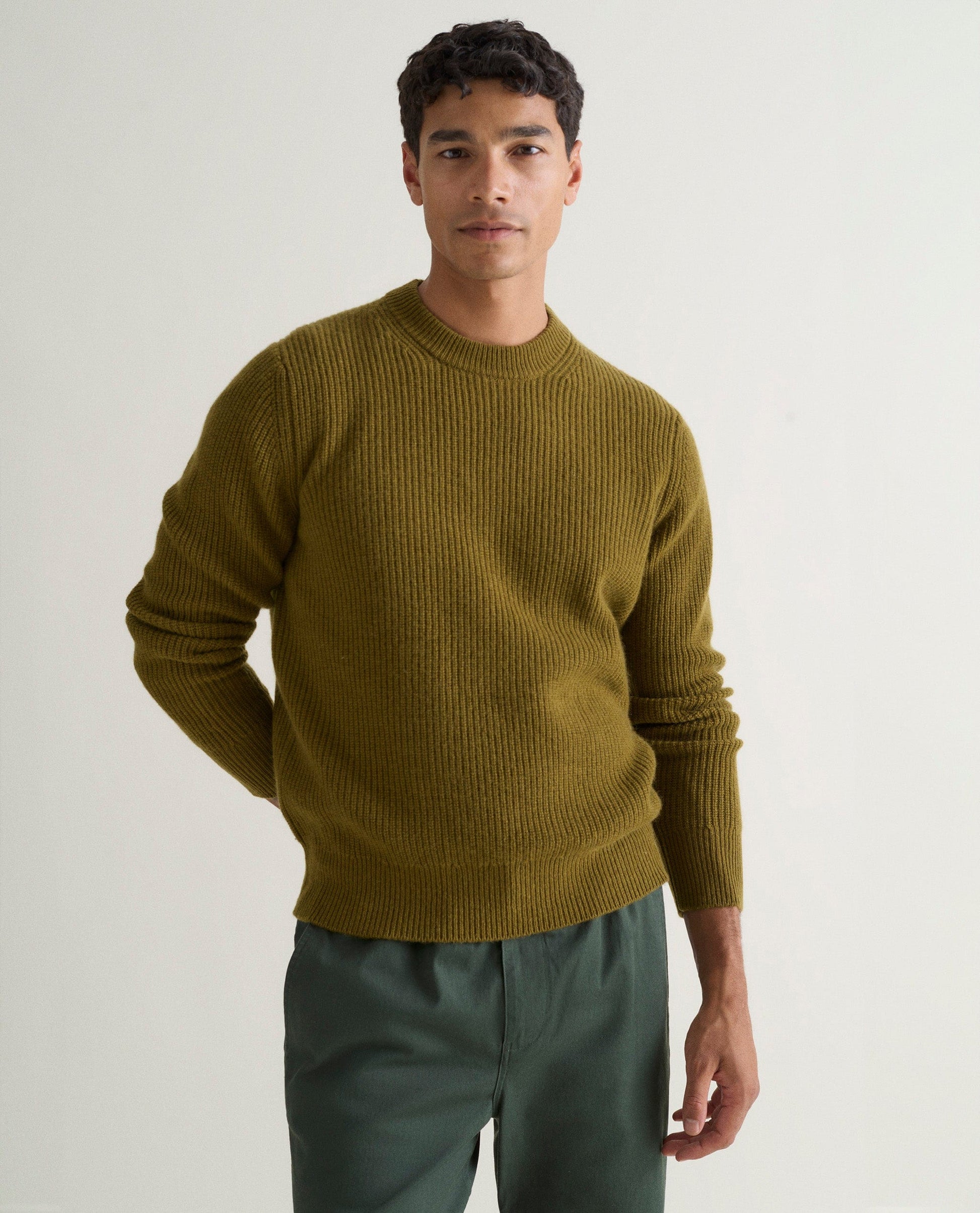 Men's Cashmere Merino Fishermans Rib Crew Neck Jumper - Olive