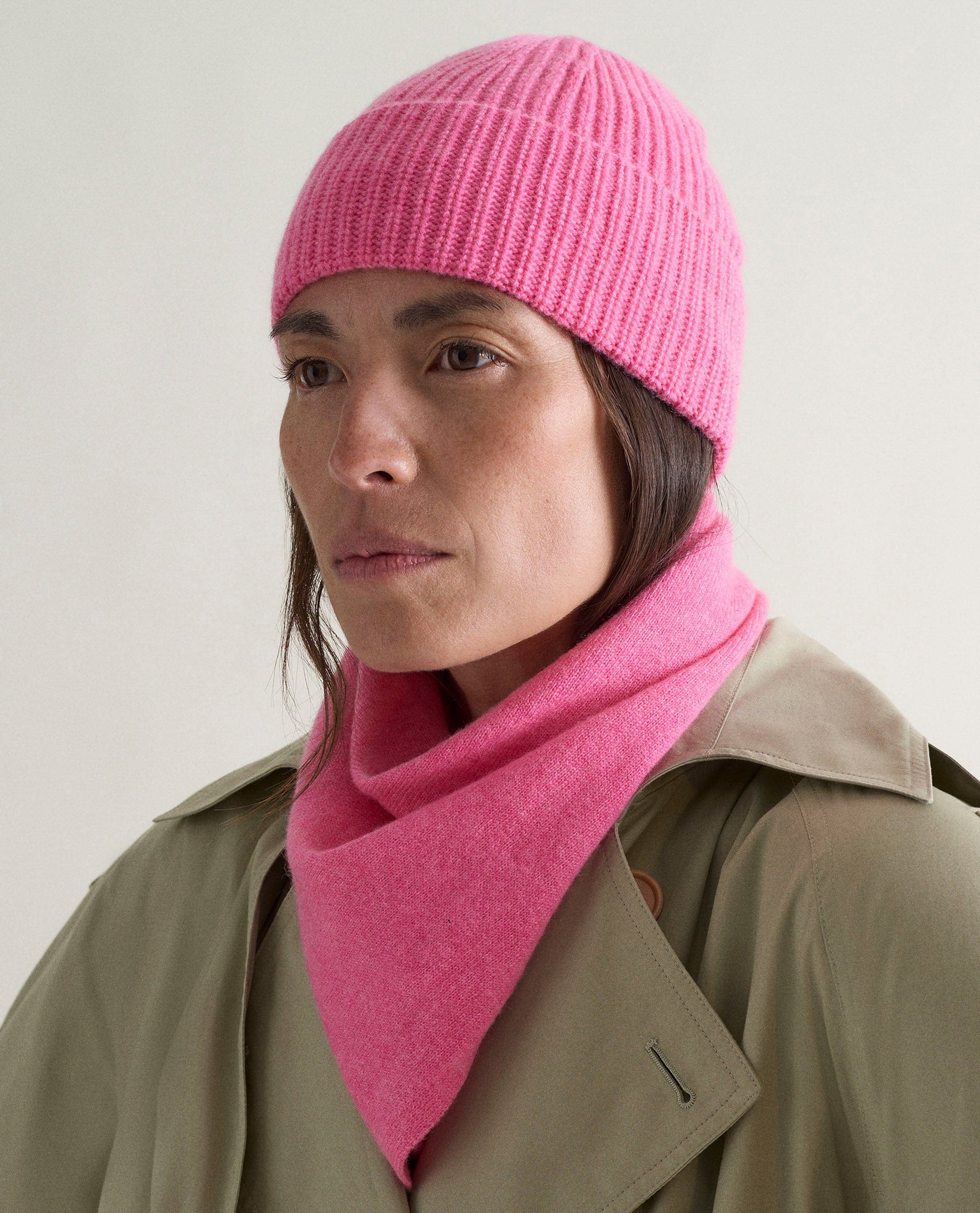 Women's Cashmere Merino Ribbed Knit Beanie - Pink