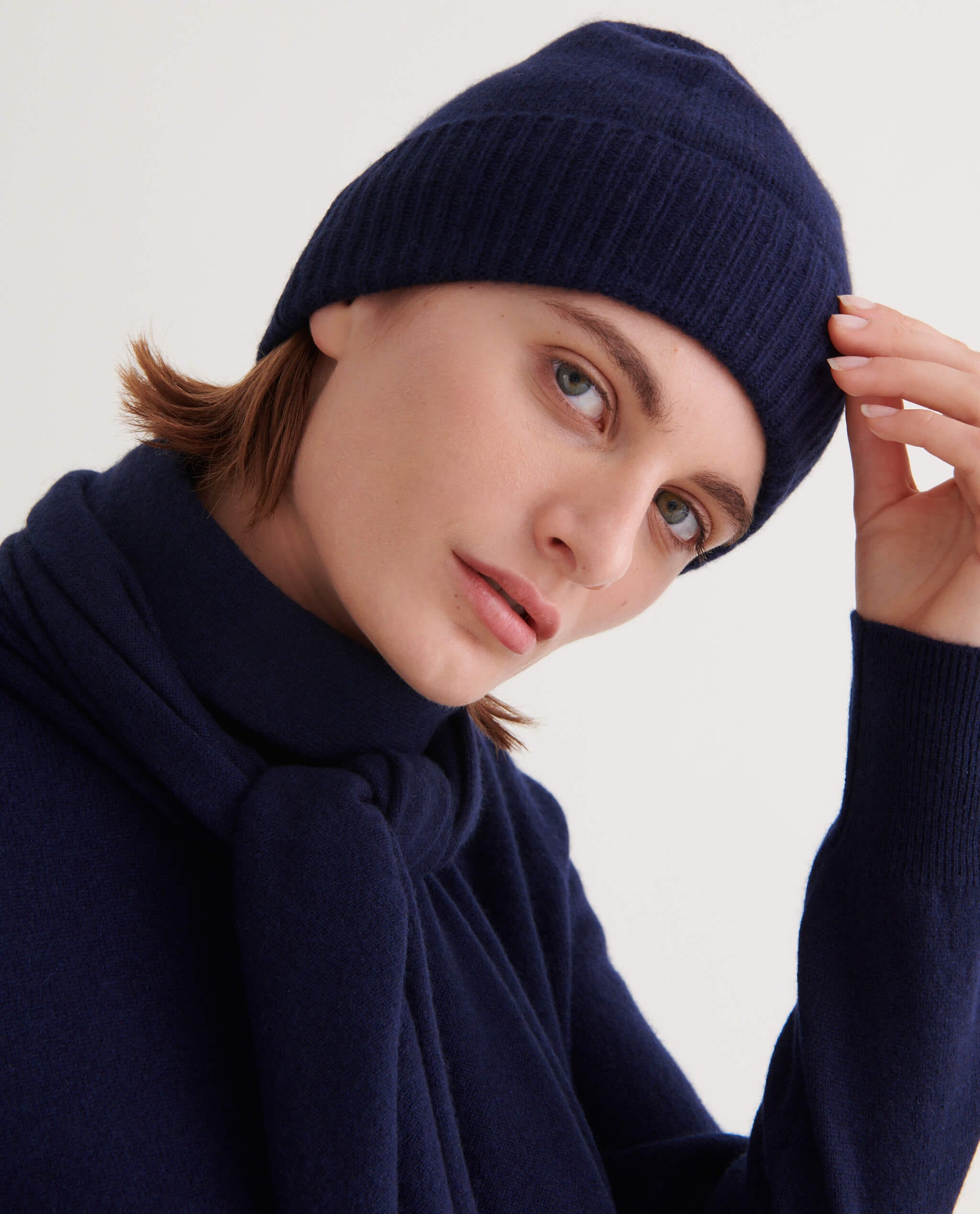 Women s Finest Cashmere Beanie Rise Fall