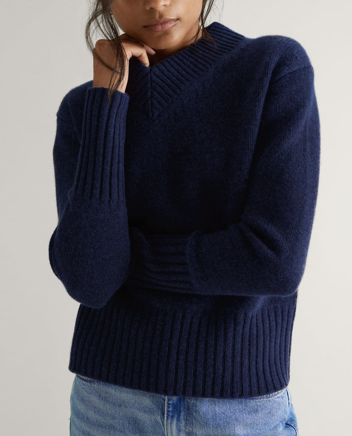 Navy - Women's Cashmere Merino V Neck Jumper