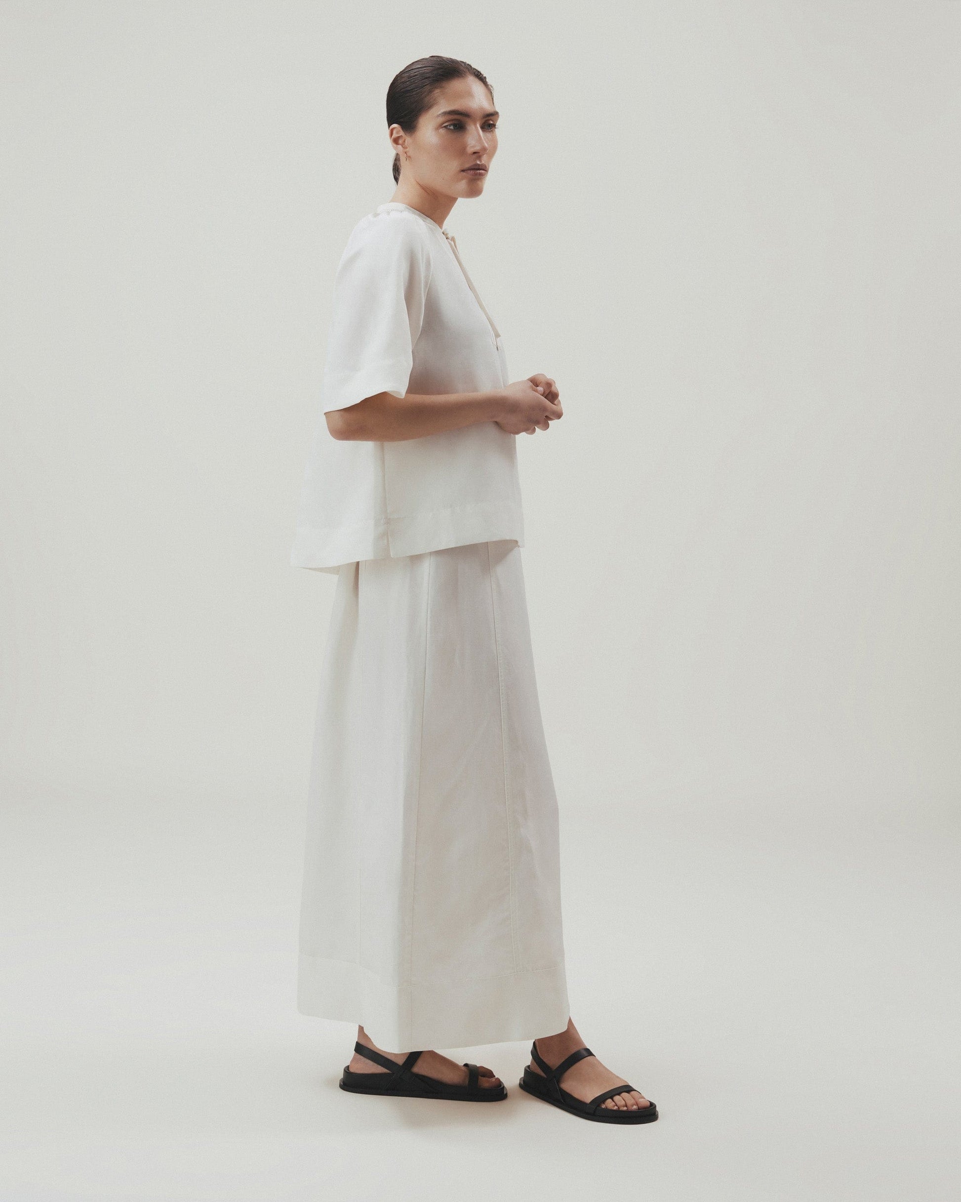 Women's Future-Linen Tie Neck Blouse - Buttermilk