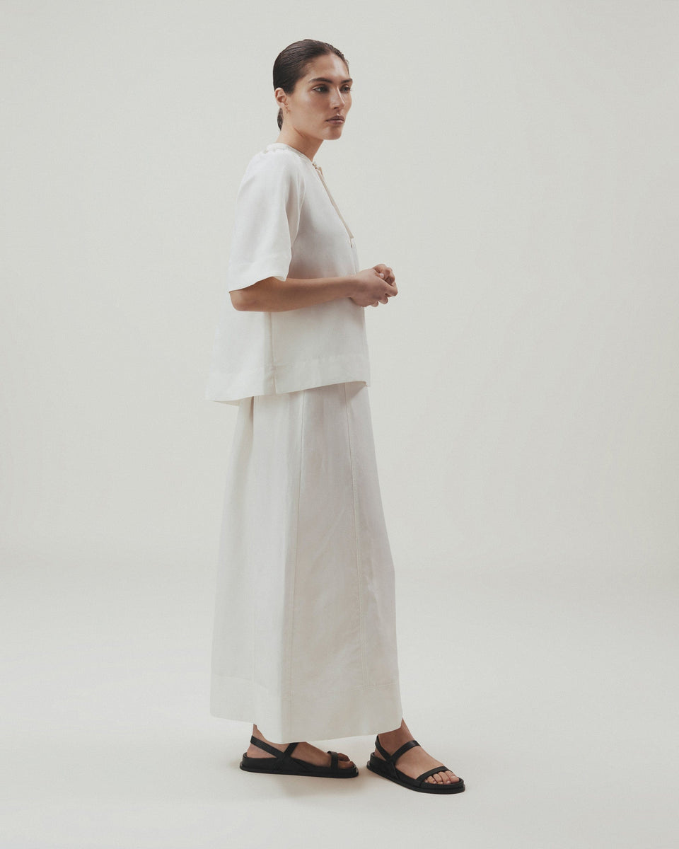 Women's Future-Linen Tie Neck Blouse - Buttermilk