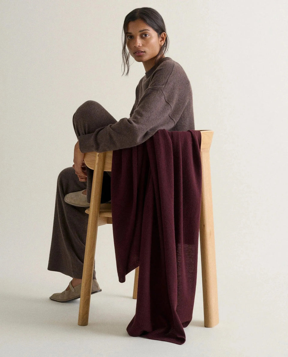Oversized Finest Cashmere Wrap - Oxblood