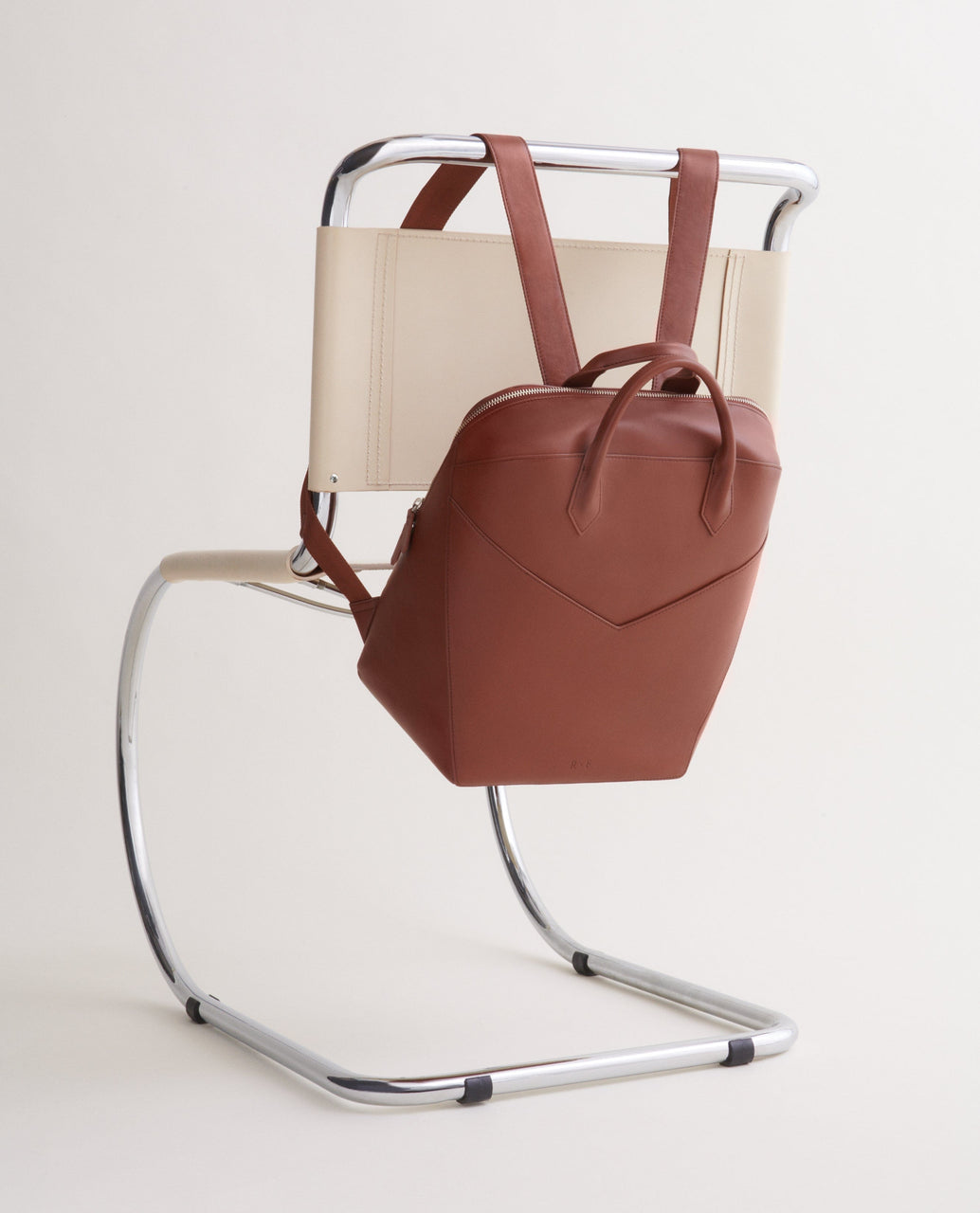 Meli-Melo Briony Mini Backpack crafted in nappa leather balances