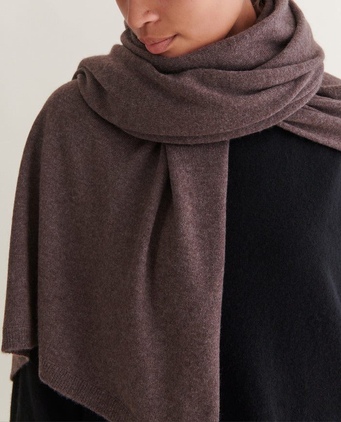 Cashmere Wrap in Charcoal Grey (100% Pure)