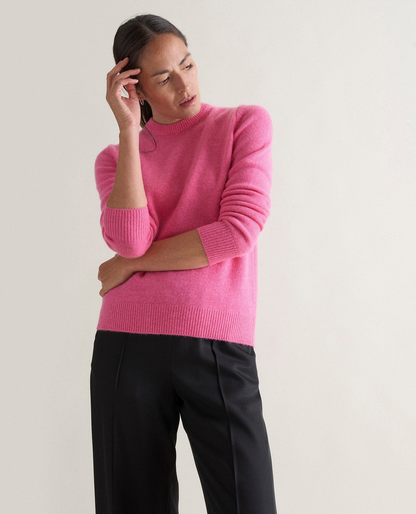 Women's Finest Cashmere Mid-Weight Crew Neck Jumper - Pink