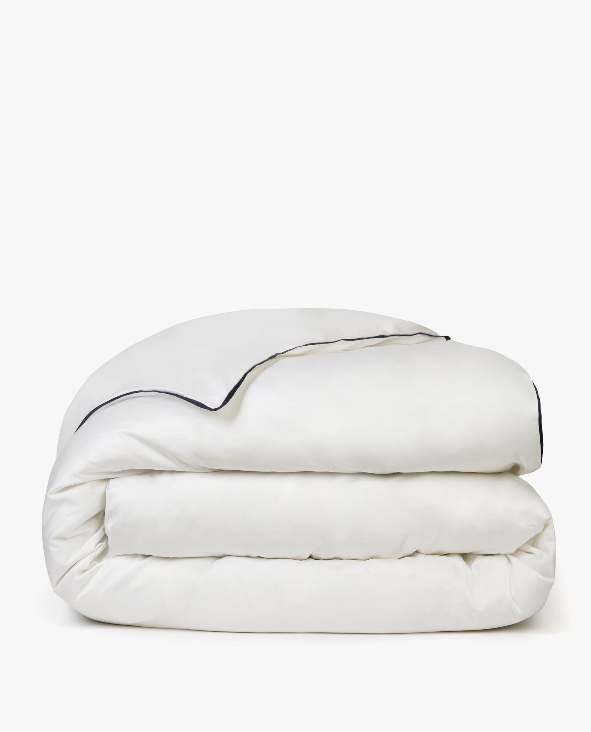 colour_White Navy Piping