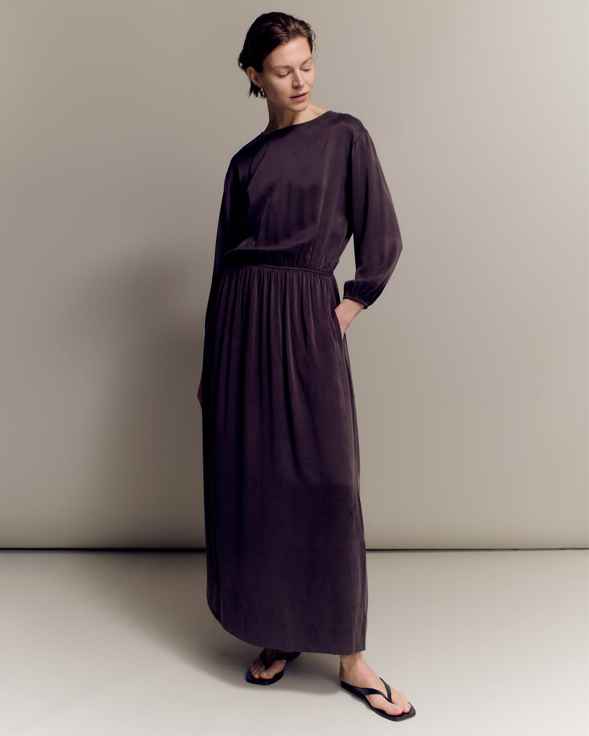Women's Gathered Waist Easy-Silk Dress | Rise & Fall Women's Gathered Waist Easy-Silk Dress | Rise & Fall