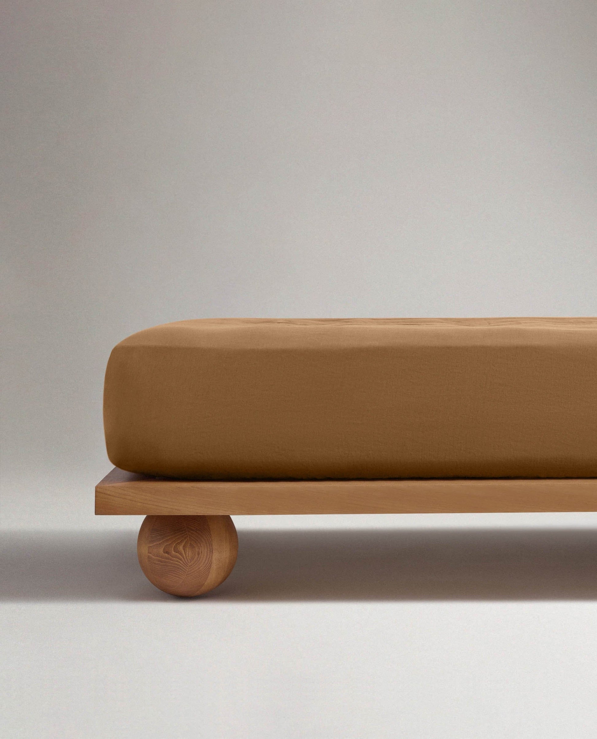 Relaxed & Refined Linen Fitted Sheet - Ochre