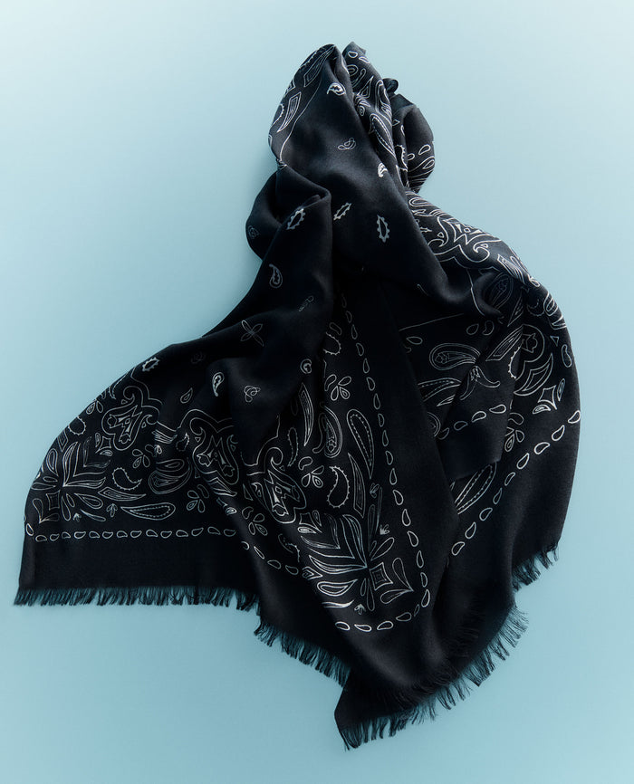 Black Bandana Print - Lightweight Cashmere Scarf With Bandana & Ampersand Print