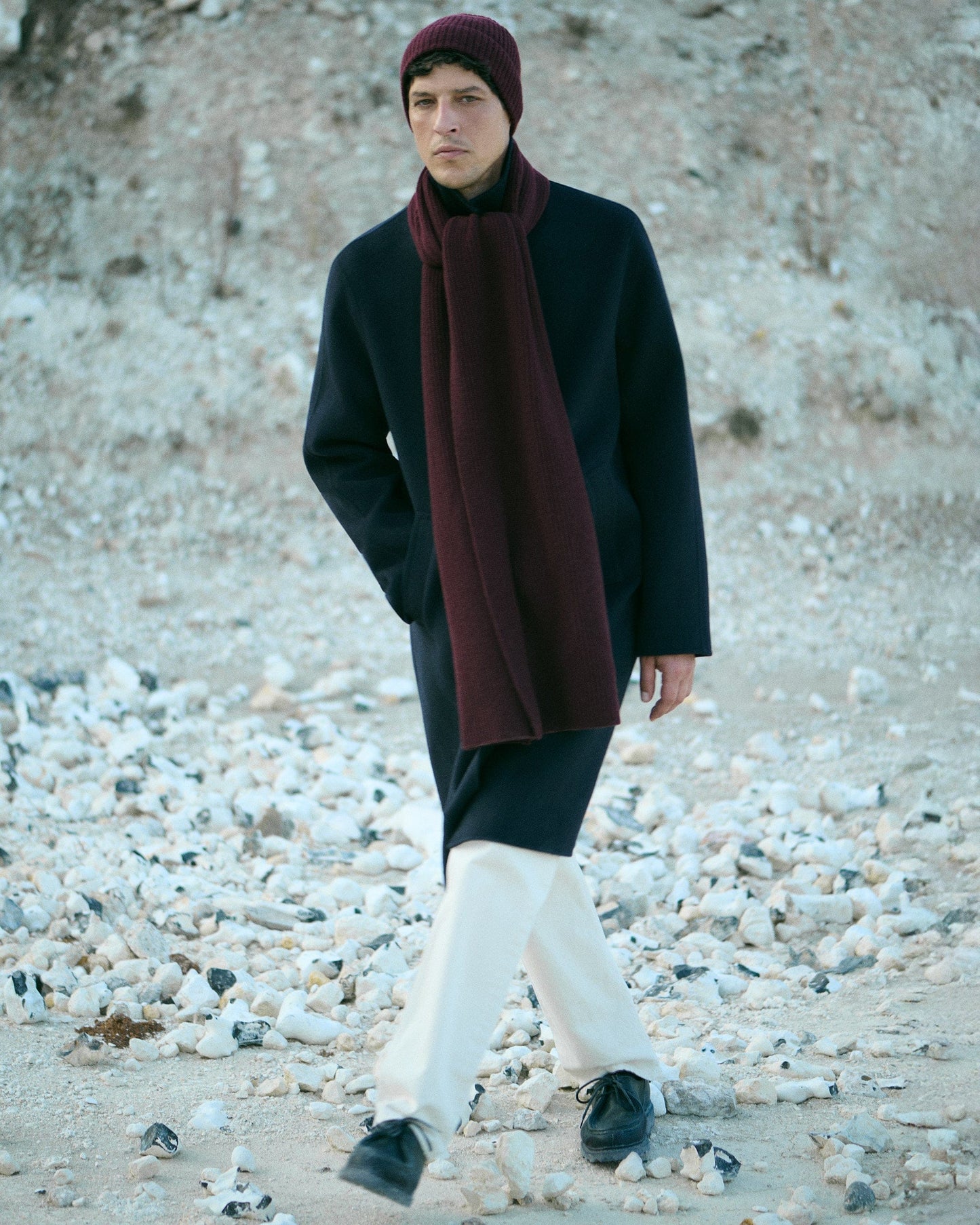 Men's Accessories Set (Beanie, Gloves & Scarf) - Oxblood