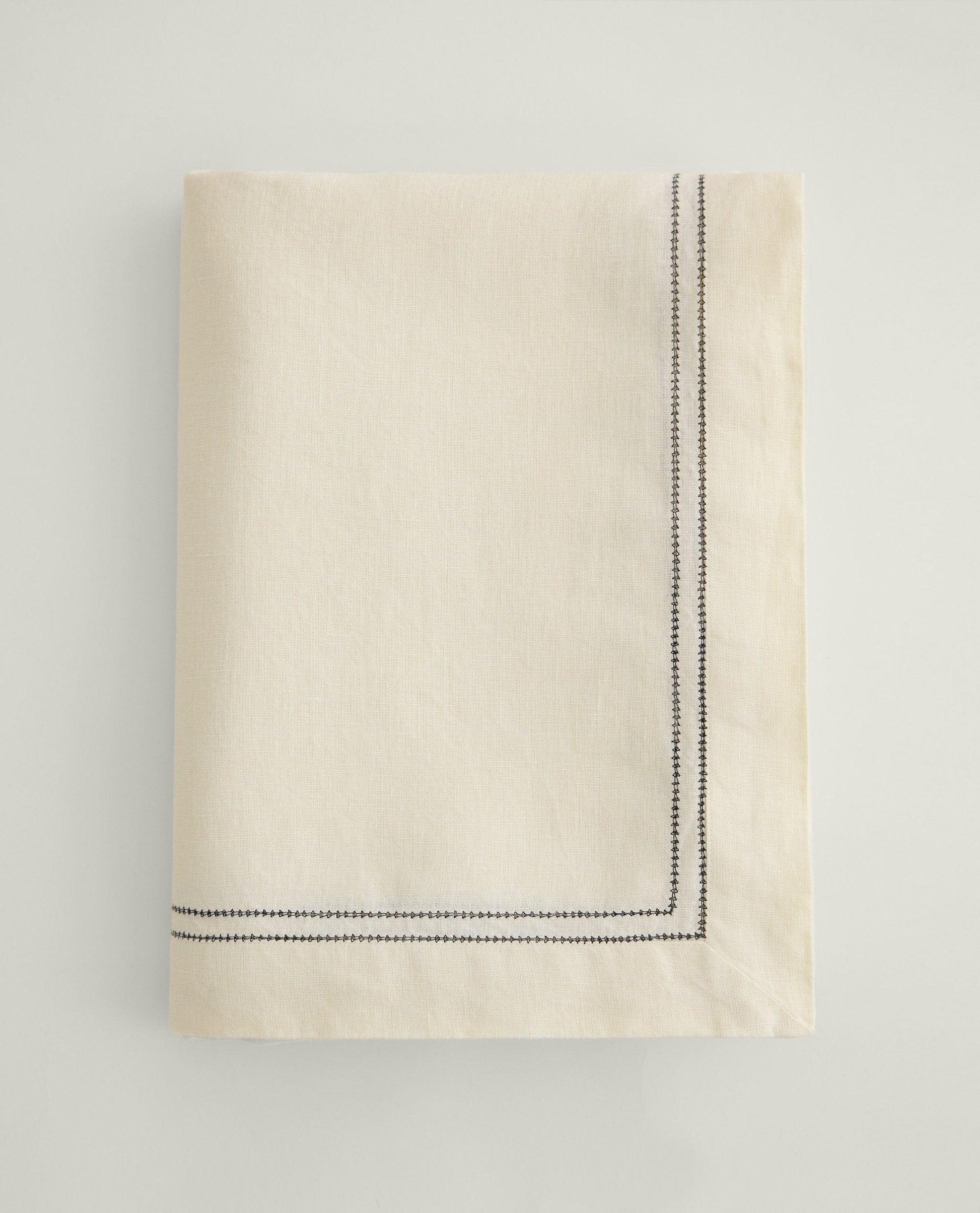 Linen Picotting Table Cloth - Alabaster