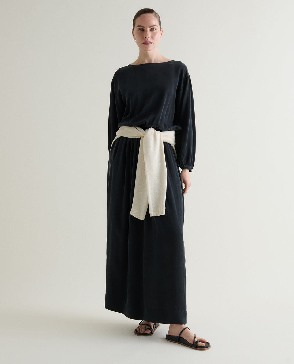 Women's Gathered Waist Easy-Silk Dress - Black