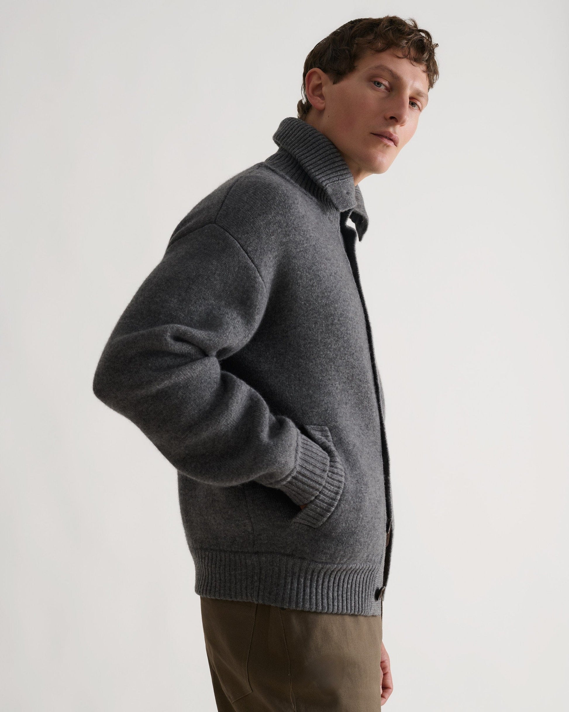 Men's Cashmere Merino Buttoned Cardigan - Steel