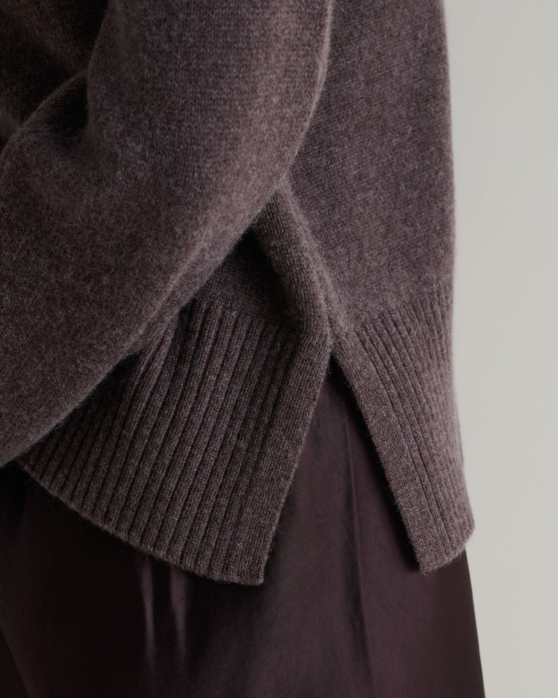 Women's Cashmere Merino High Neck Jumper - Chocolate