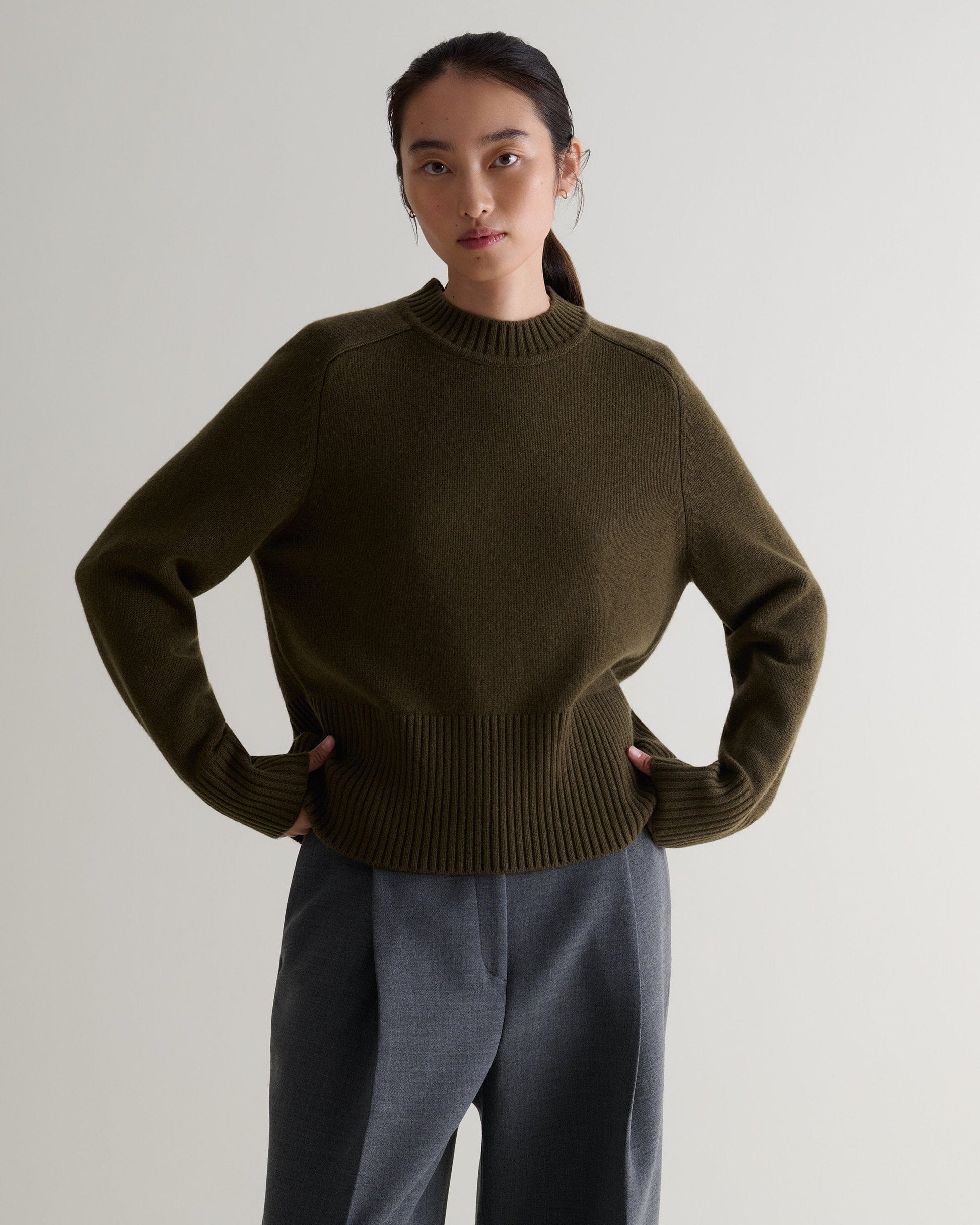 Women's Cashmere Merino Saddle Sleeve Crew Neck Jumper Military