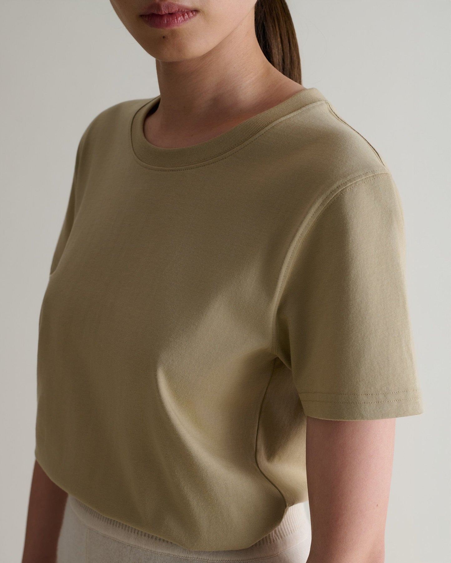 Women's Classic Cotton T-shirt - Smoky Olive