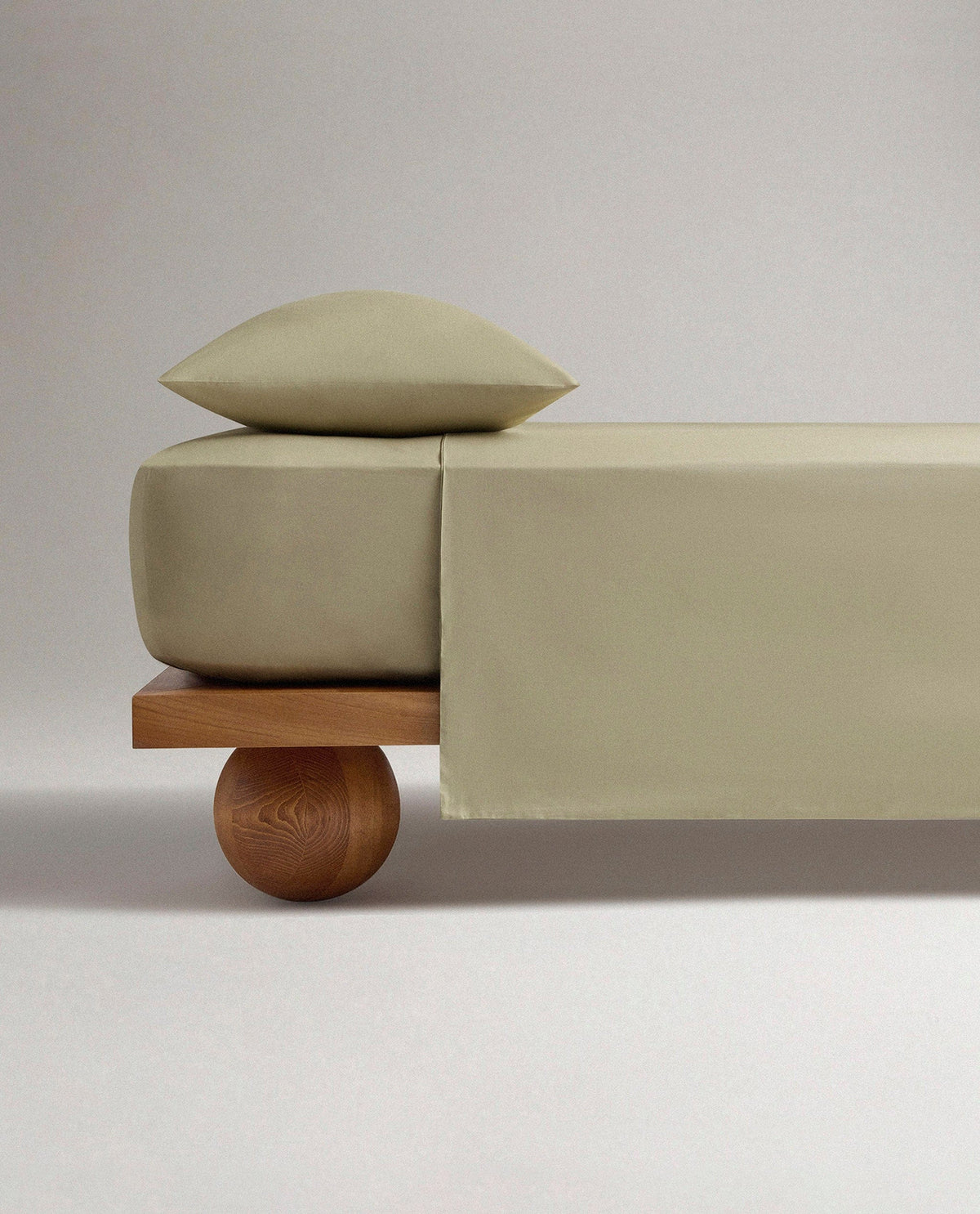 The Crisp & Cool Organic Luxury Pillowcase Set - Sage