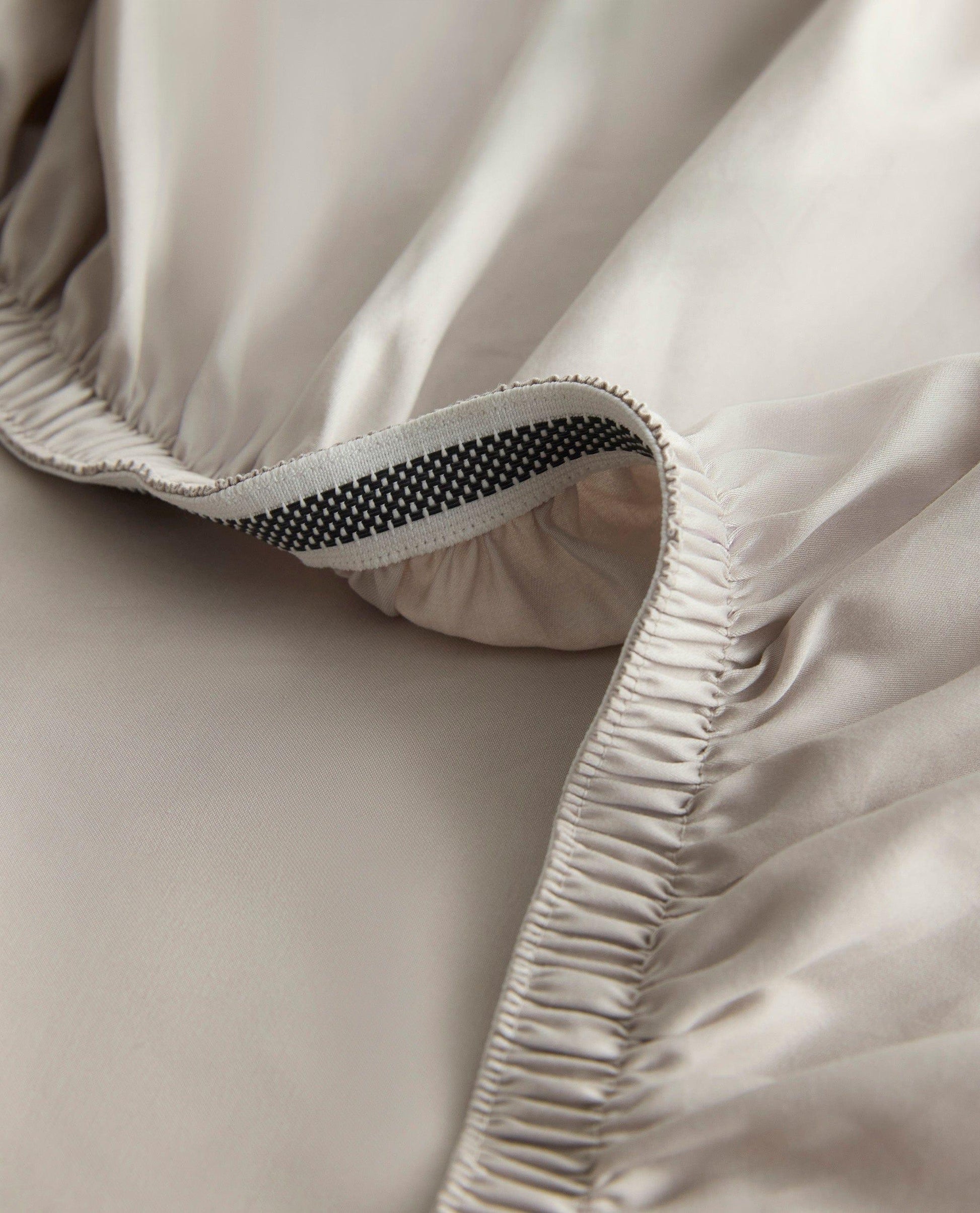 Soft & Smooth Premium Cotton Deep Fitted Sheet - Pebble