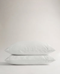 The Crisp & Cool Organic Luxury Pillowcase Set - Tailored Border