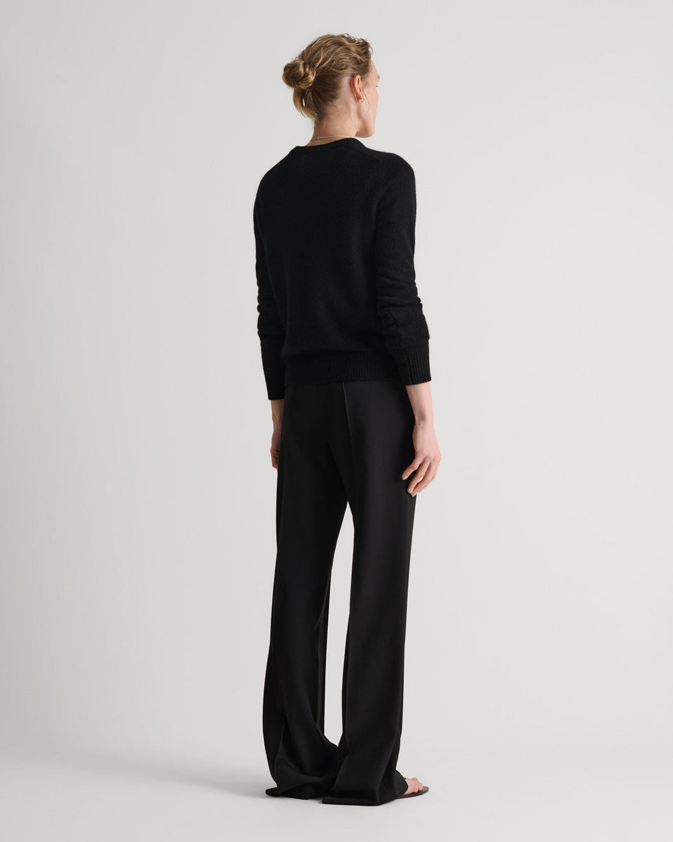 Women's Finest Cashmere Mid-Weight Crew Neck Jumper - Black