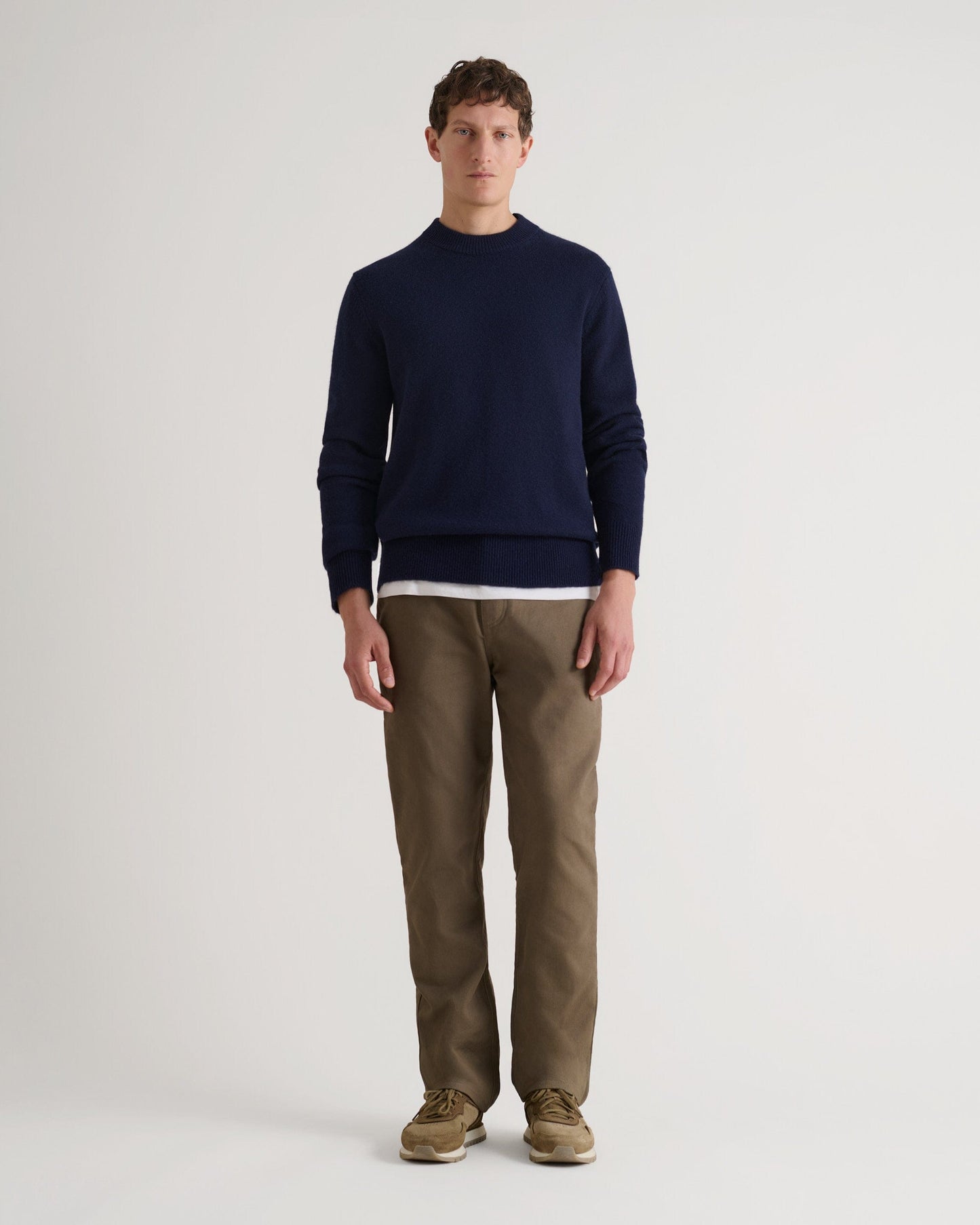 Men's Finest Cashmere Mid-Weight Crew Neck Jumper - Navy