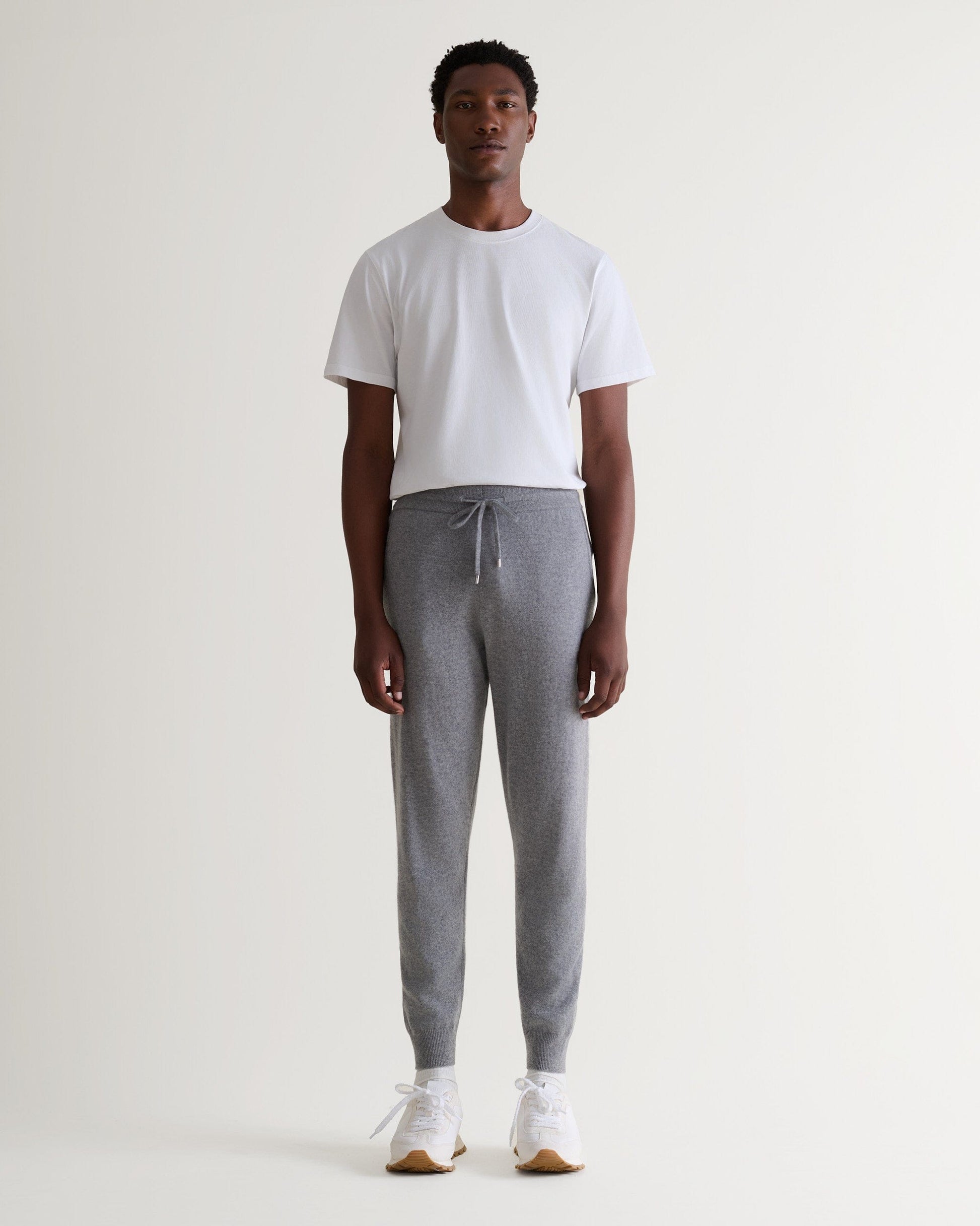 Men's Finest Cashmere Joggers - Medium Grey