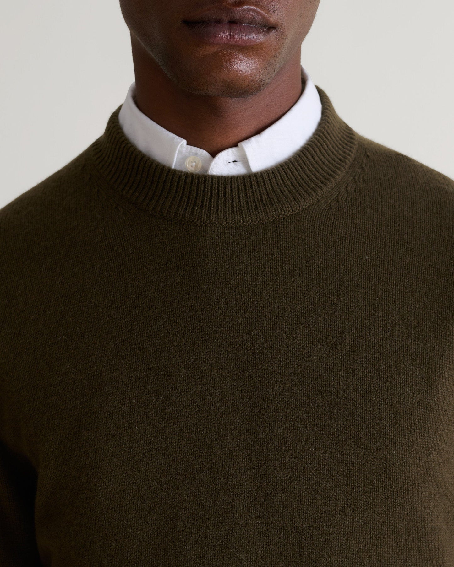 Men's Finest Cashmere Mid-Weight Crew Neck Jumper - Military Green-[colour]-[size]-Rise &amp; Fall