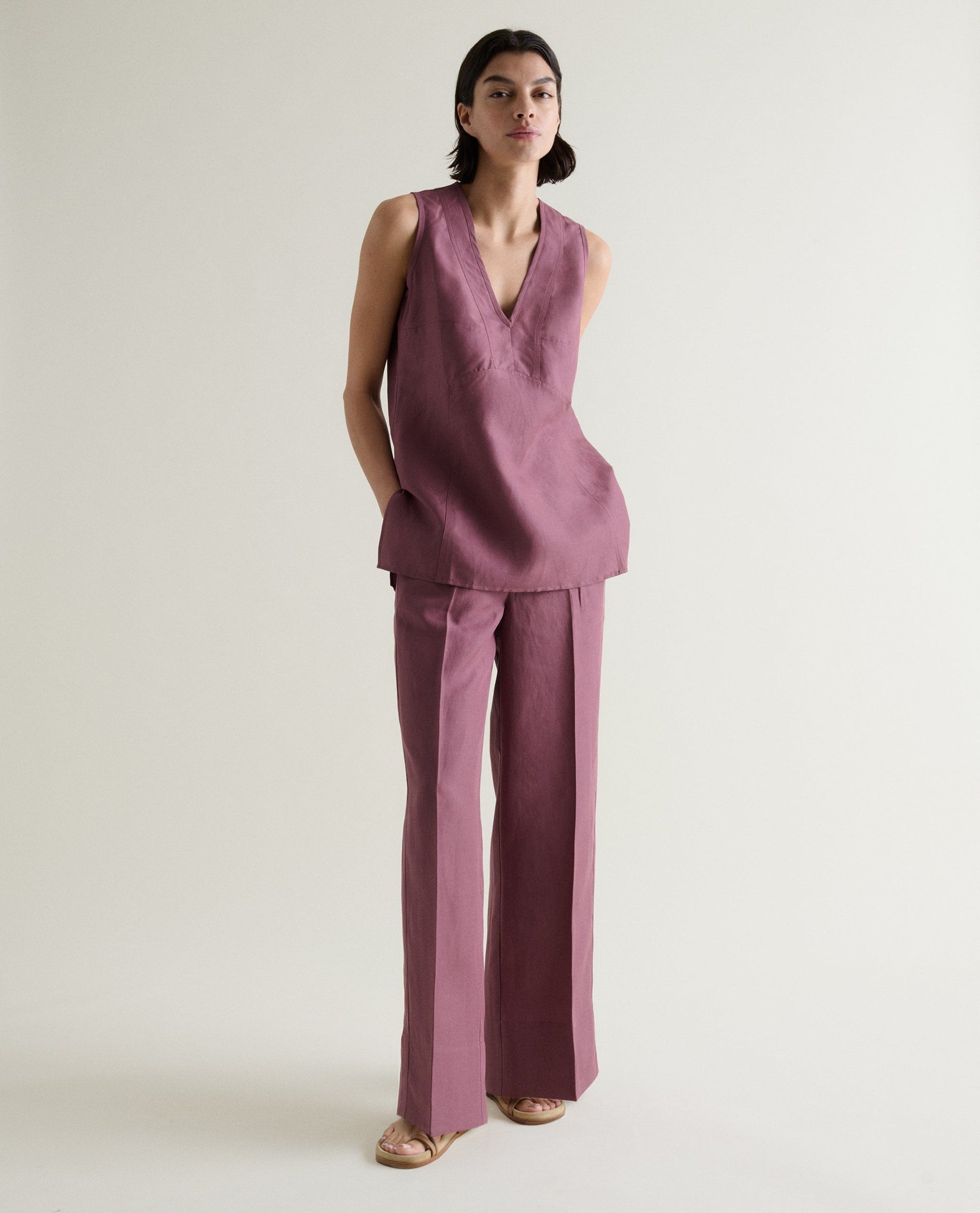 Women's Future-Linen V Neck Tunic Top - Smoky Lilac