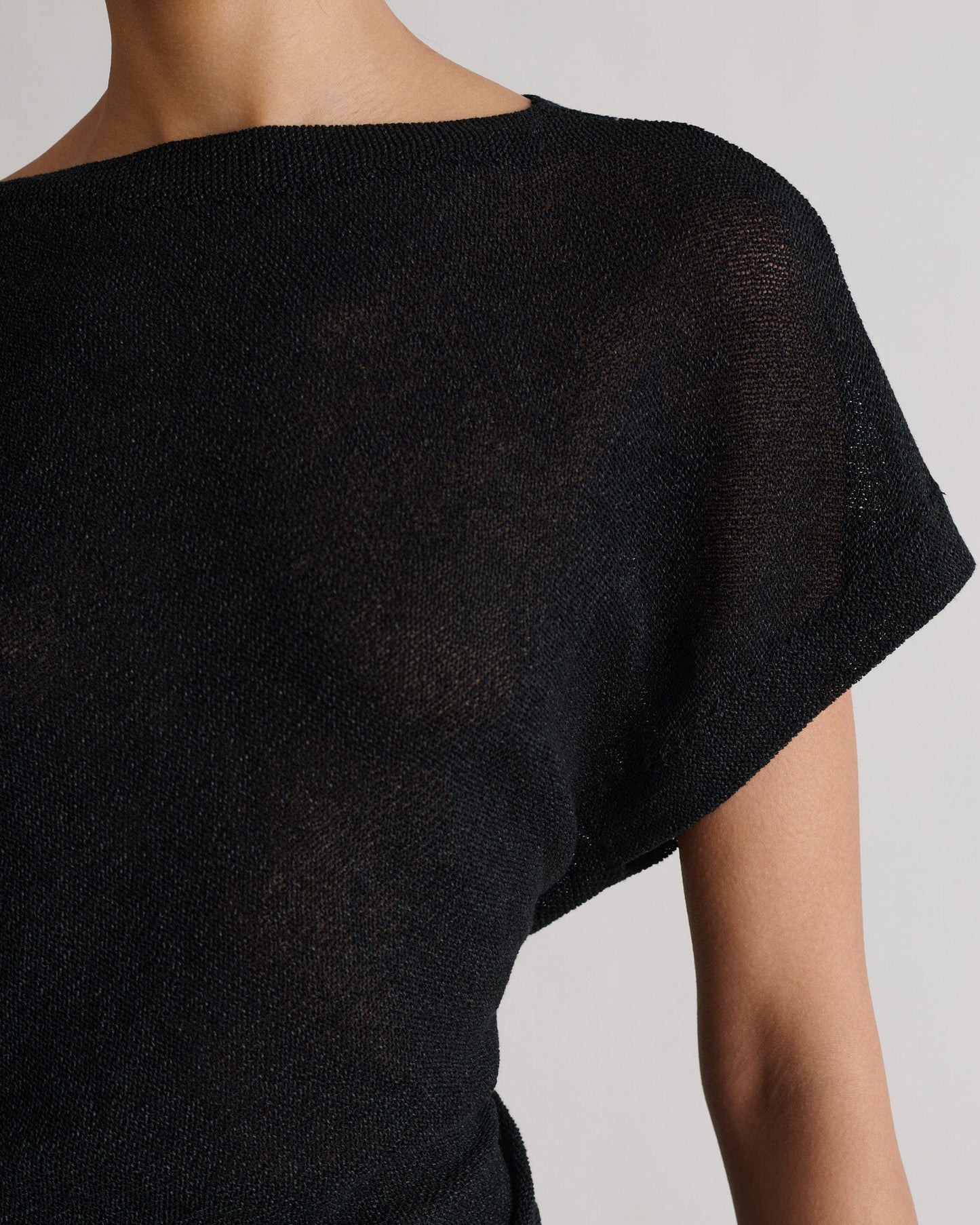 Women's Japanese Paper Yarn Twist Top - Black