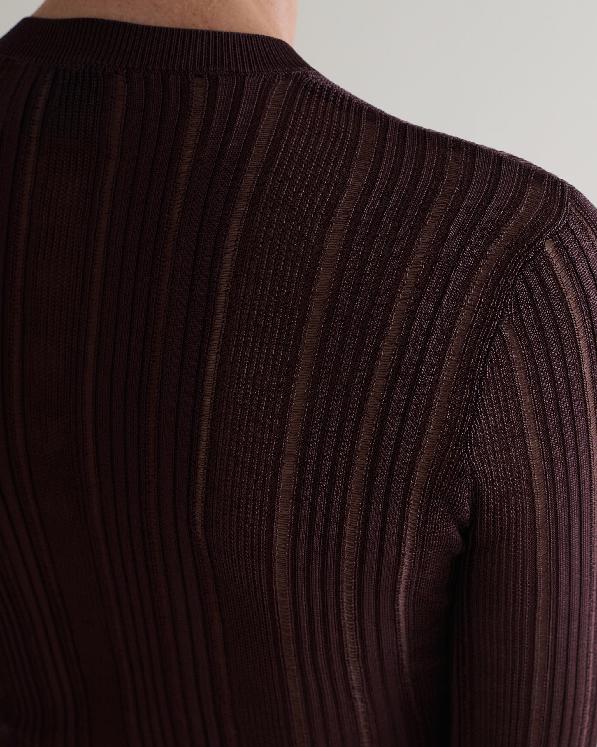 Lightweight ribbed viscose