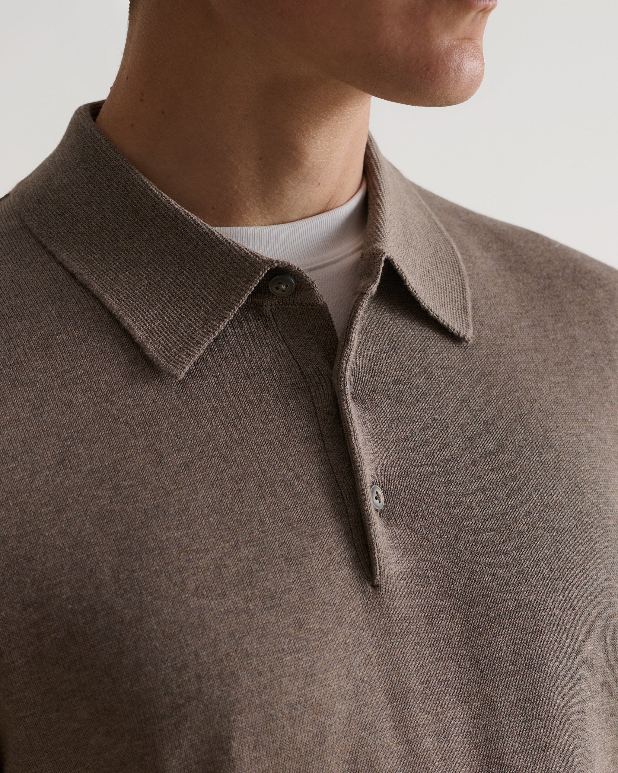 Concealed button stand